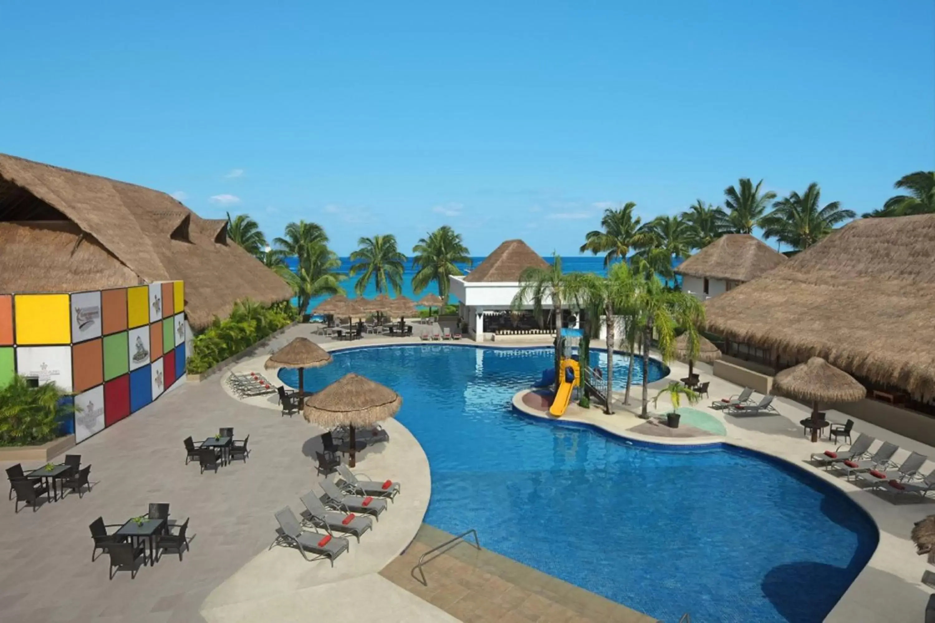 Swimming pool, Pool View in Sunscape Sabor Cozumel