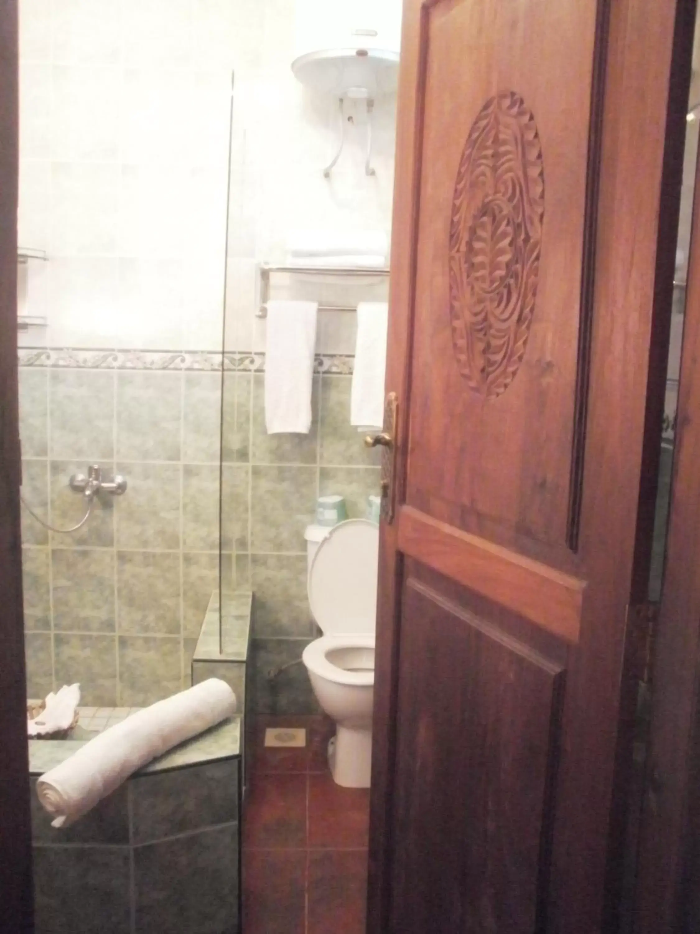 Bathroom in Asmini Palace Hotel