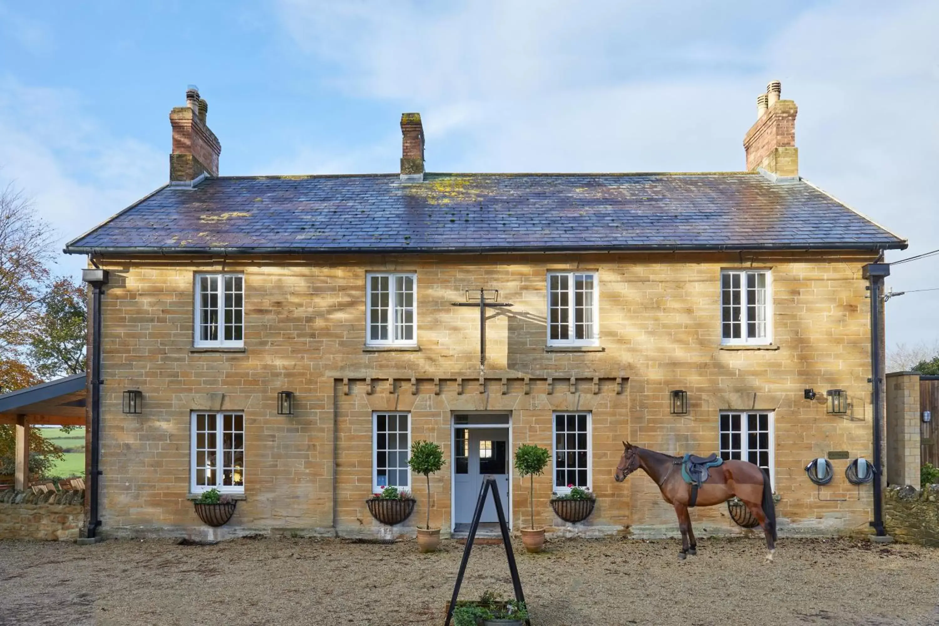 Property Building in The Queens Arms