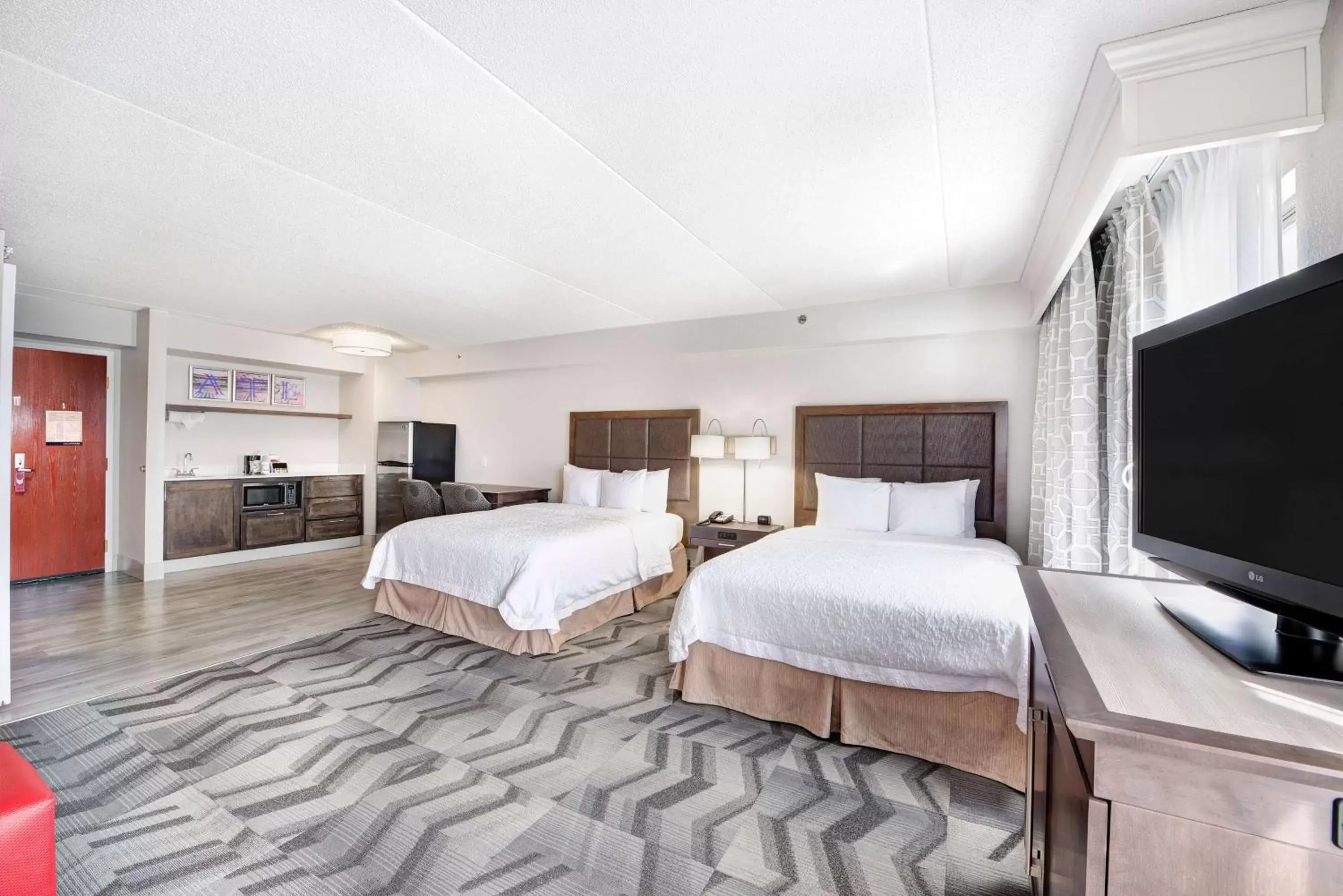 Bedroom, Bed in Hampton Inn & Suites Atlanta-Galleria Bedroom, Bed in Hampton Inn & Suites Atlanta-Galleria