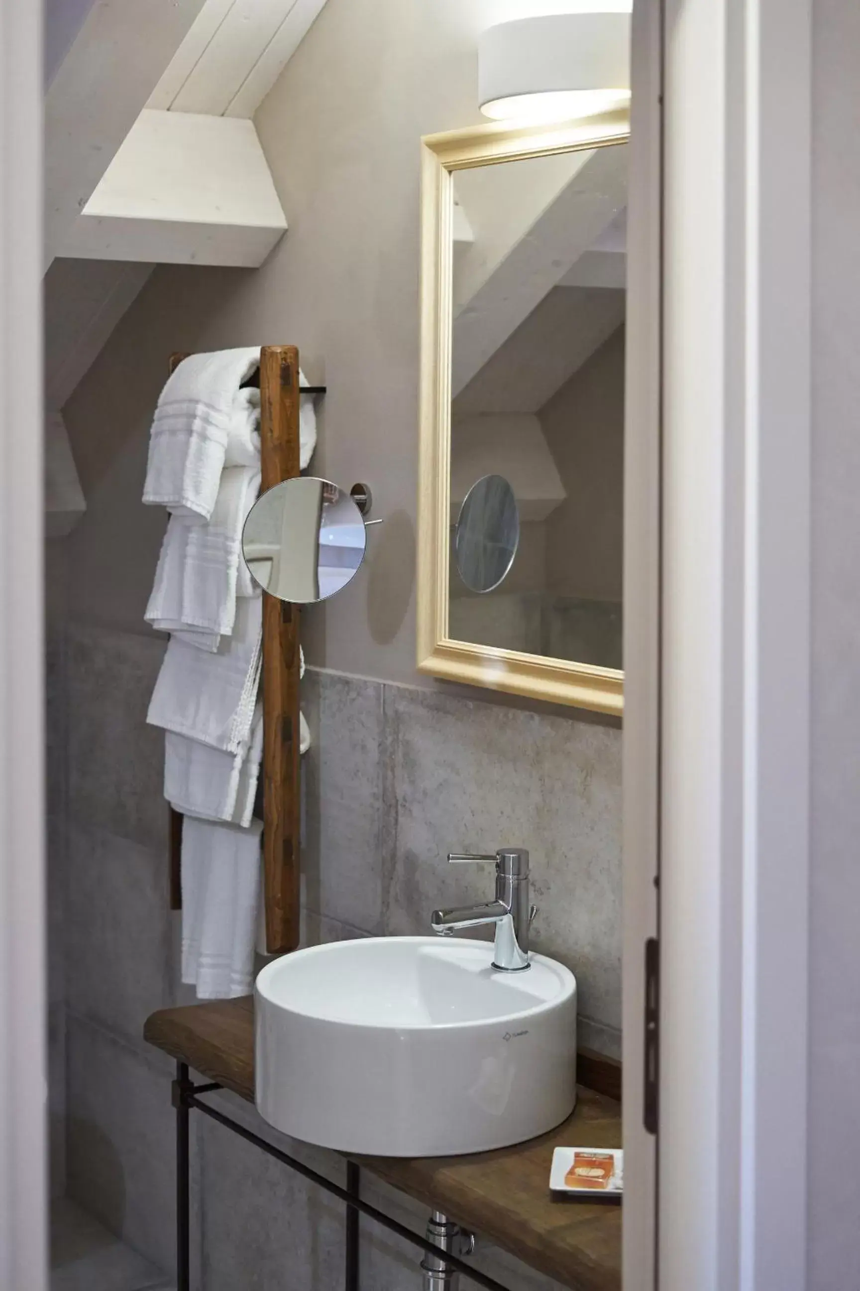 Bathroom in Relais Villa Miraglia