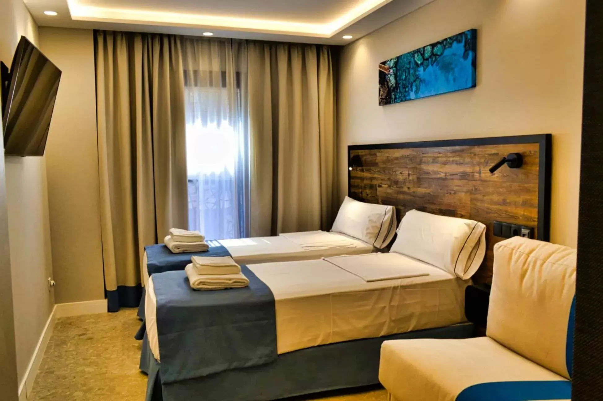 Photo of the whole room, Bed in GBH Hotel-Apartamentos Posidonia