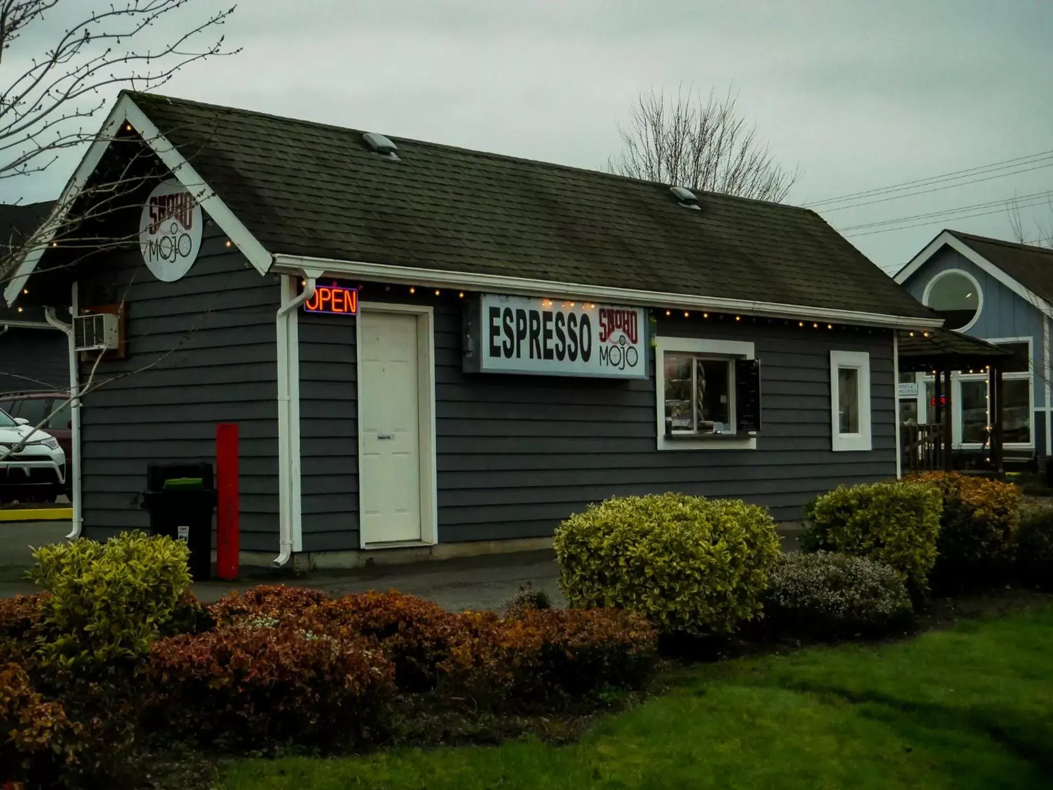 On-site shops, Property Building in Snohomish Inn