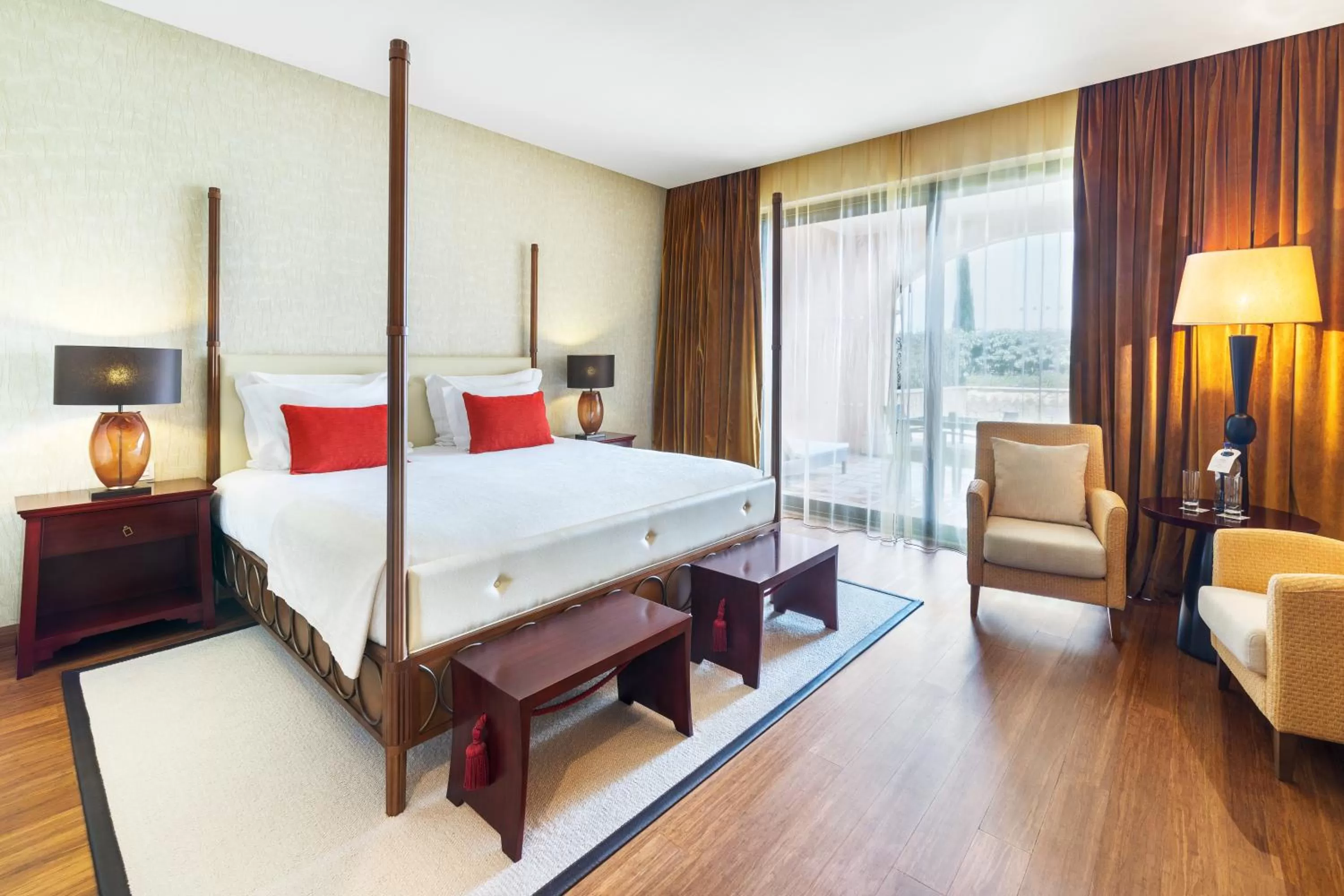 Bedroom, Bed in Cascade Wellness Resort