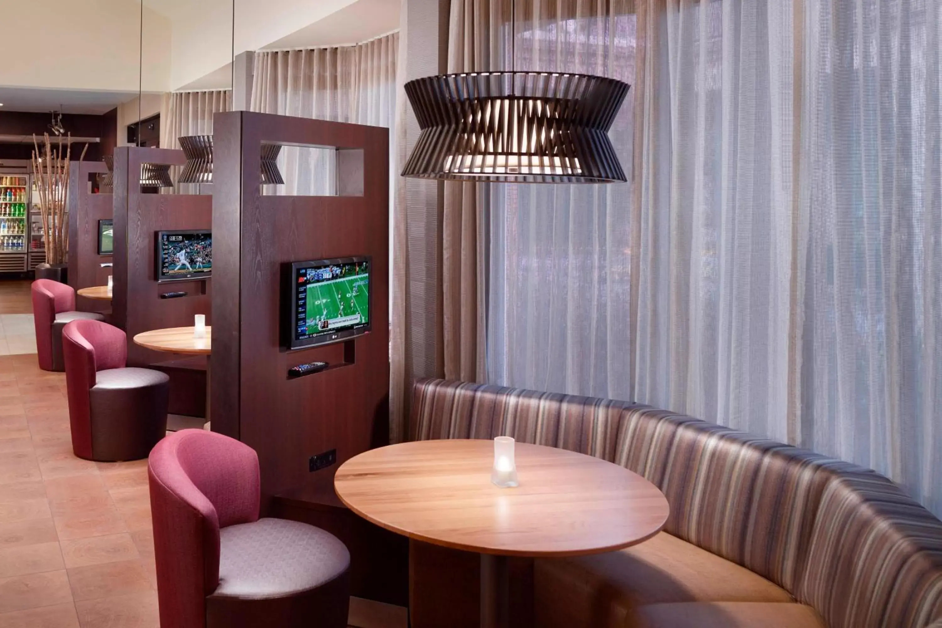 Other, Lounge/Bar in Courtyard by Marriott Atlanta Airport South/Sullivan Road