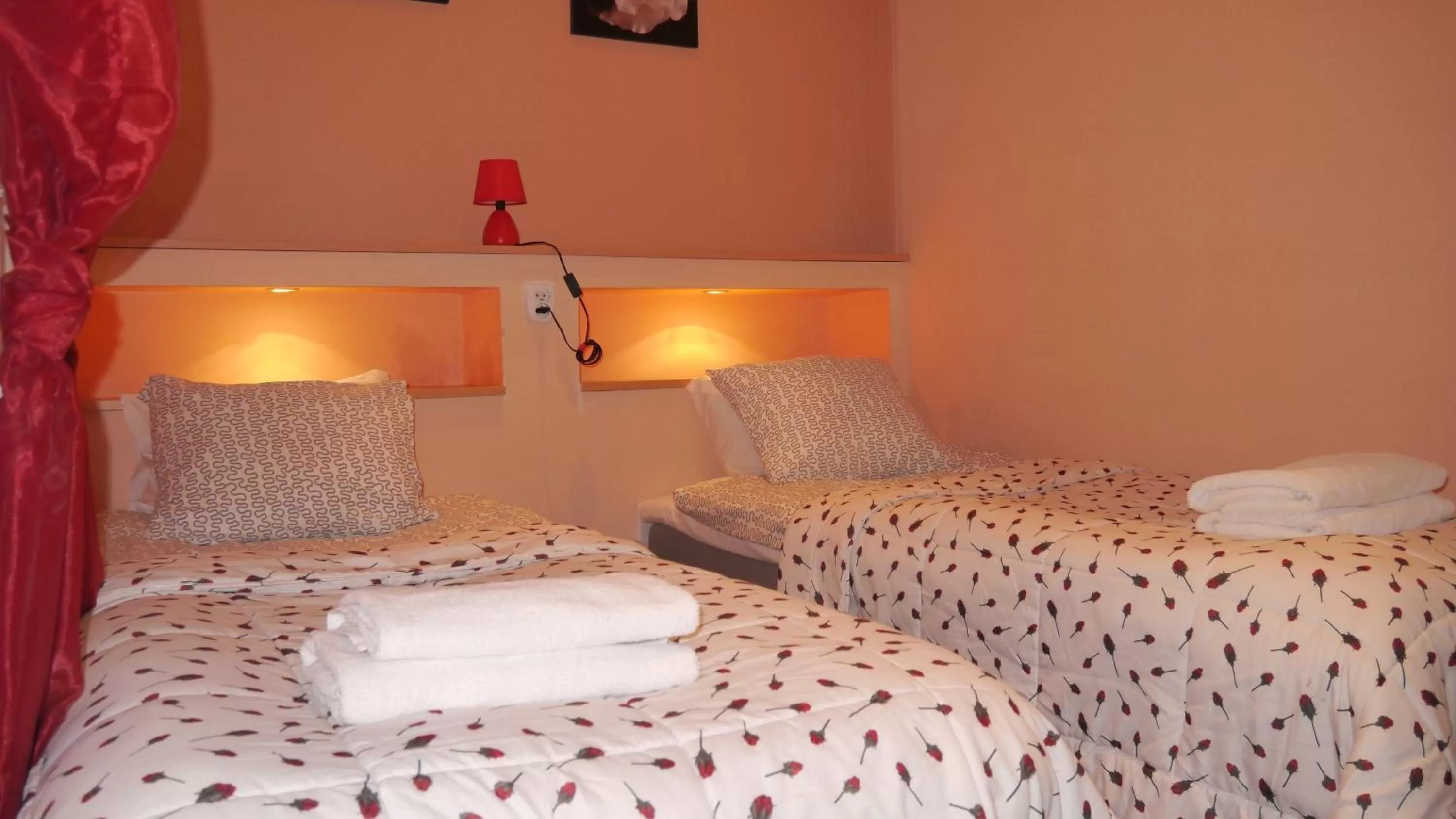 Bedroom, Bed in Rembrandt Aparthotel