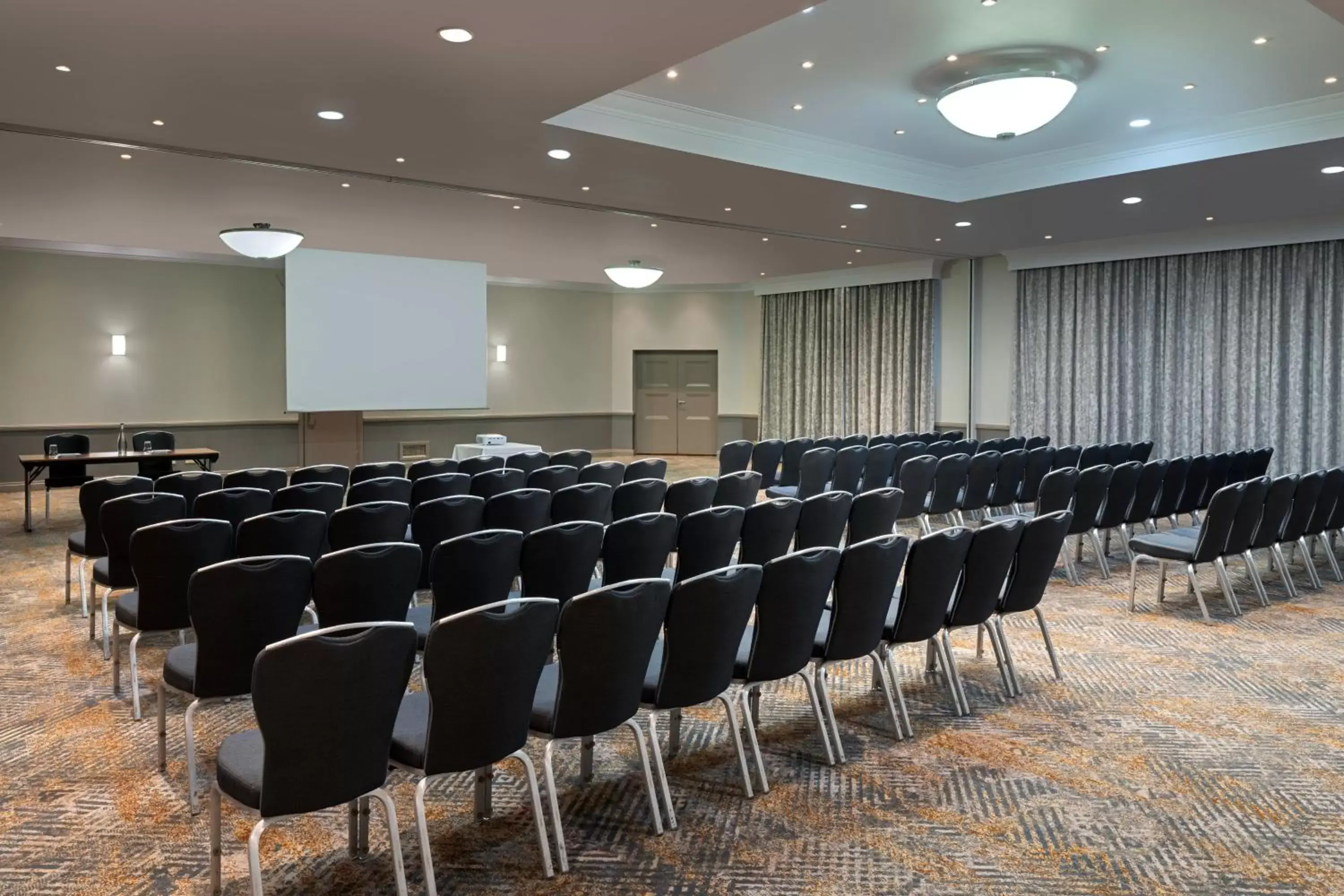 Meeting/conference room in Delta Hotels by Marriott Waltham Abbey