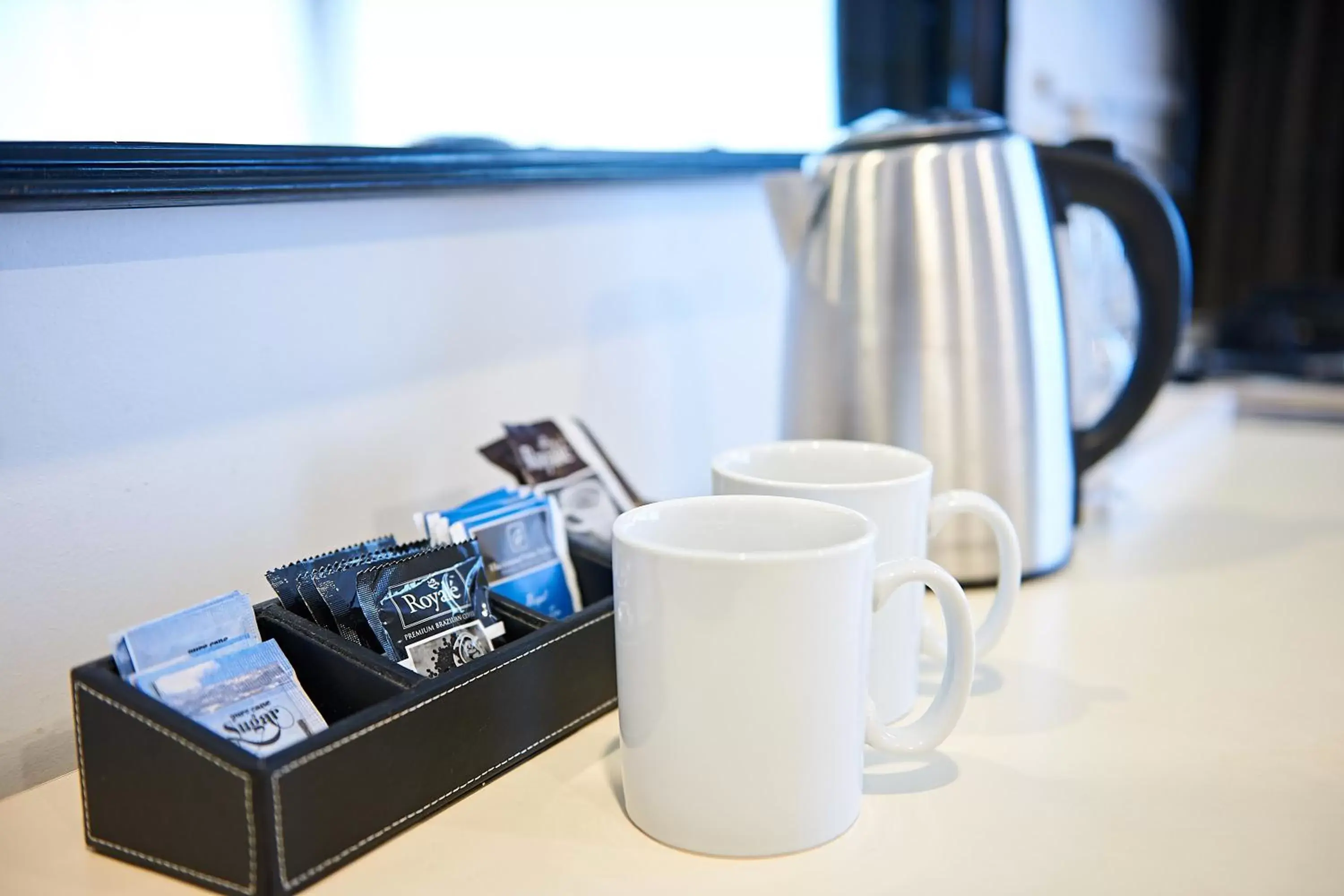 Coffee/tea facilities in Mount Richmond Hotel