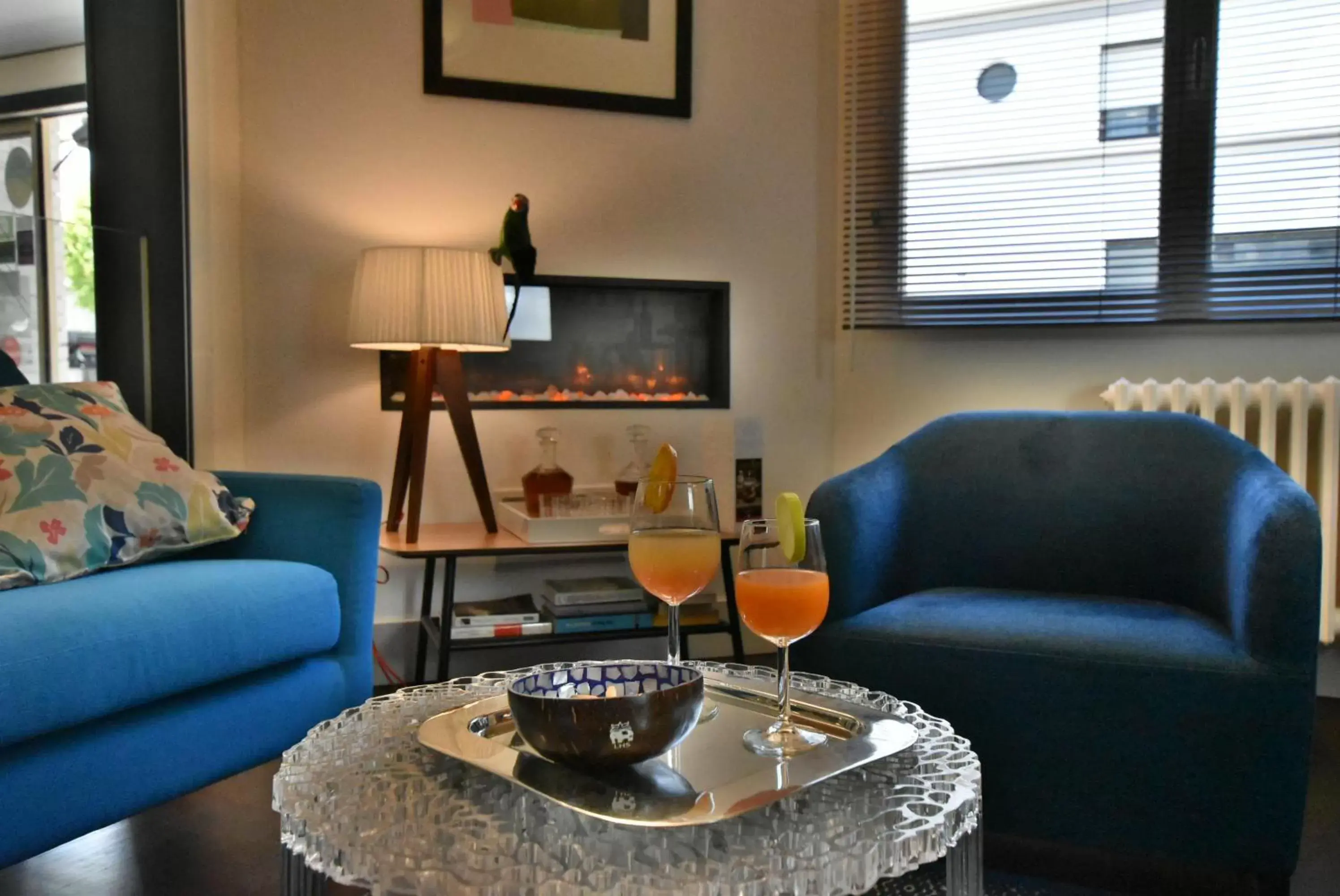 Lounge or bar, Seating Area in Hôtel Escale Oceania Lorient