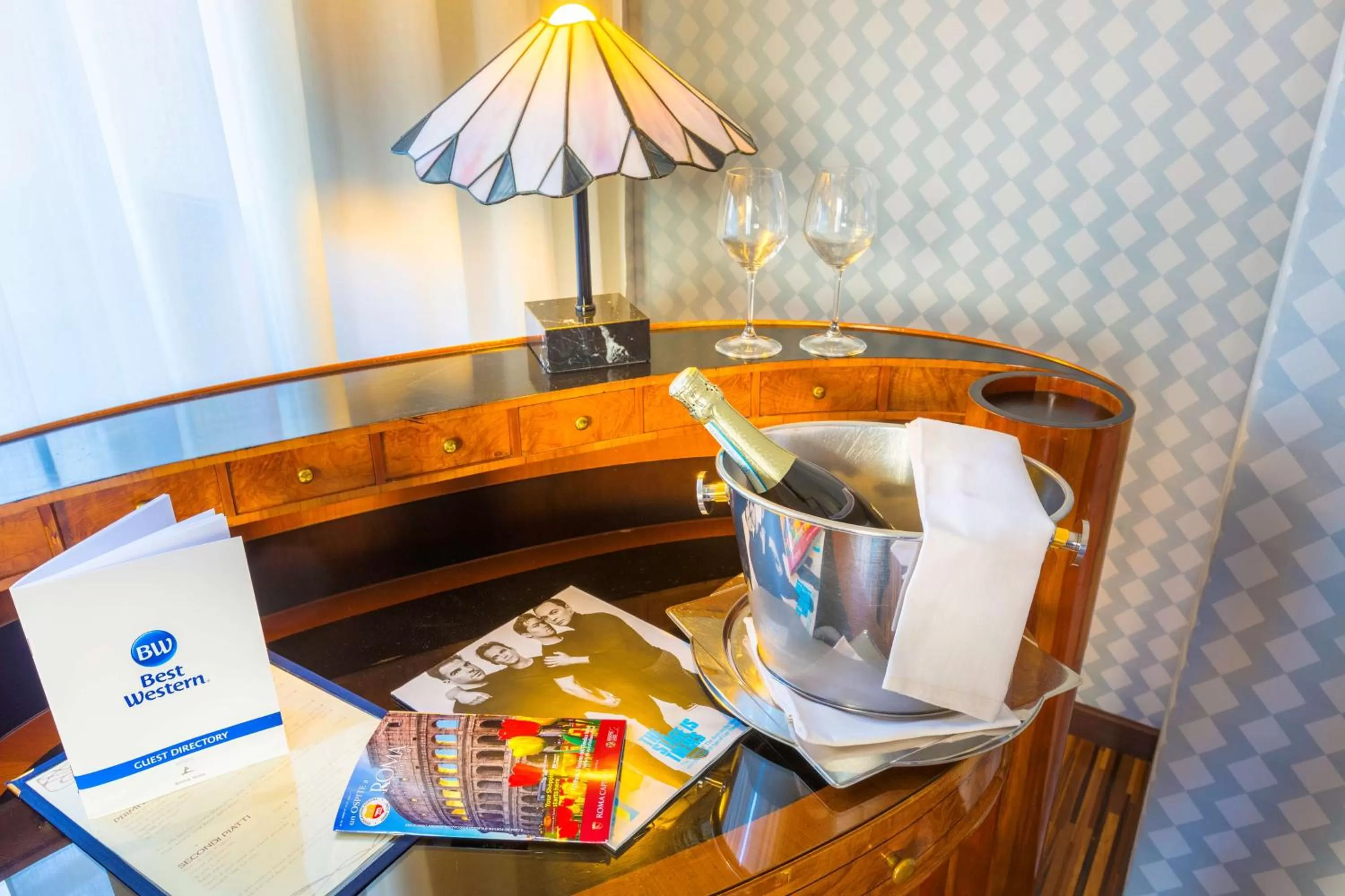 Photo of the whole room in Best Western Hotel Artdeco