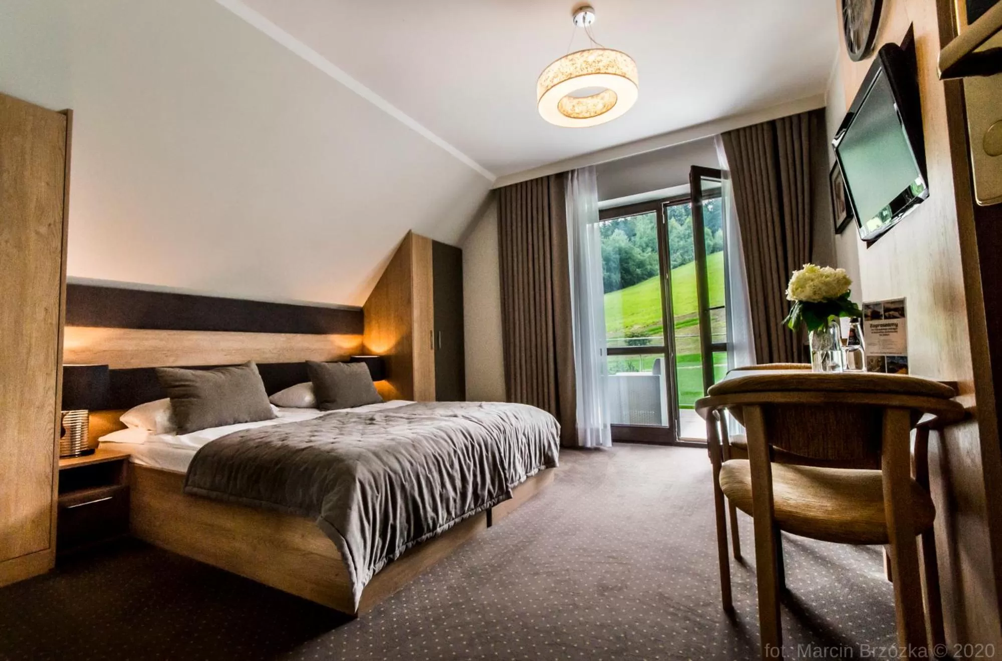 Photo of the whole room, Bed in Hotel Kompleks Beskid z basenem i stokiem narciarskim - blisko Babiej Góry