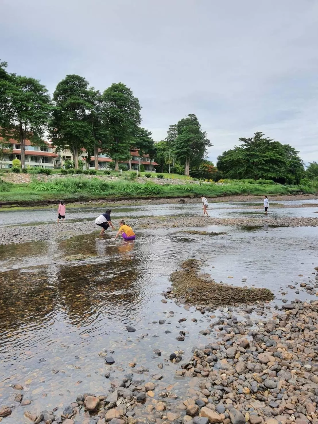 River view in Aekpailin River Kwai Resort