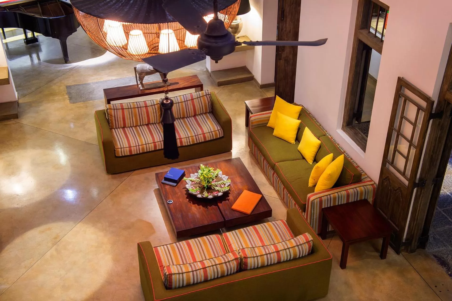 Seating area in Zylan Colombo