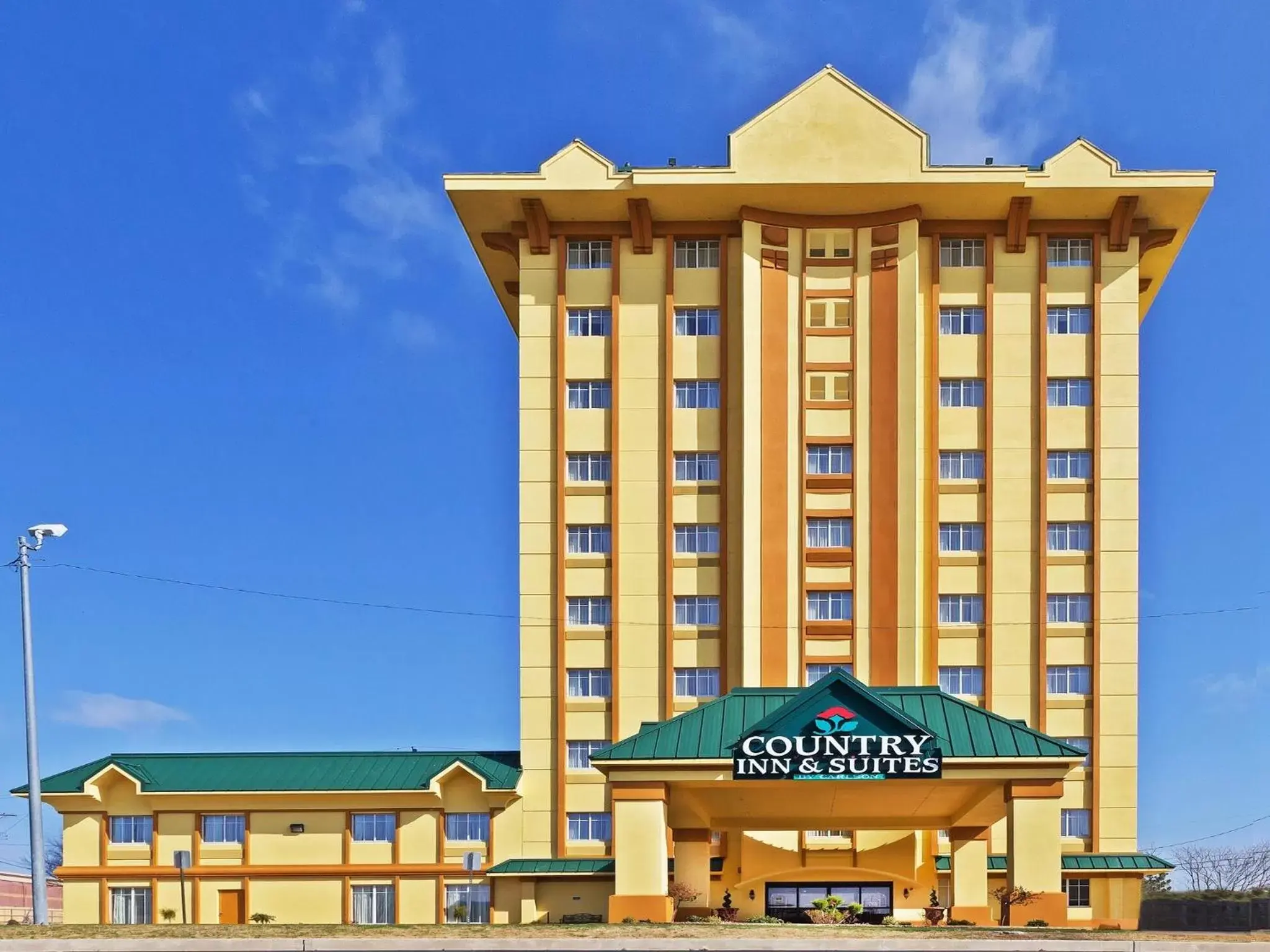 Facade/entrance, Property Building in Country Inn & Suites by Radisson, Oklahoma City at Northwest Expressway, OK