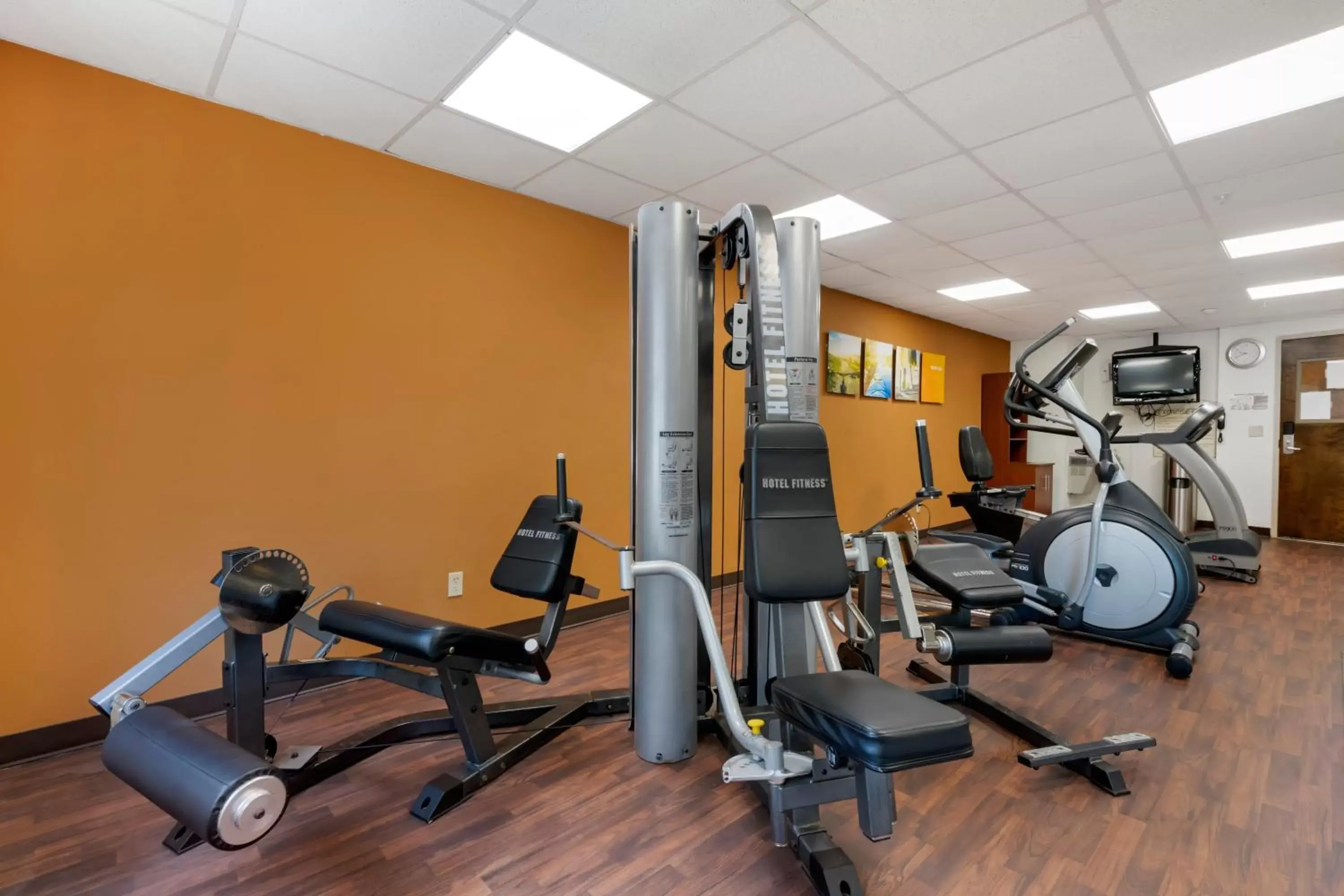 Fitness centre/facilities, Fitness Center/Facilities in Comfort Suites West Jacksonville