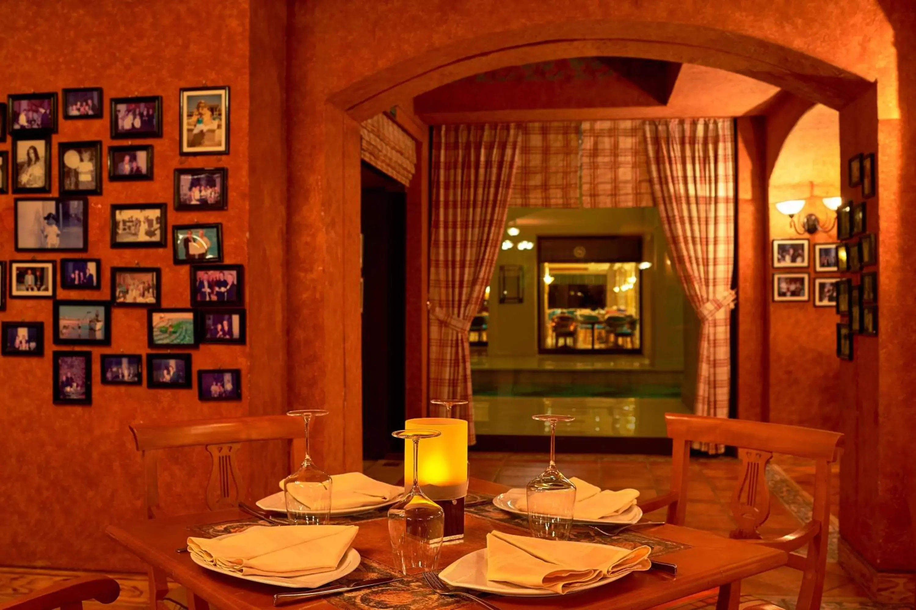 Restaurant/places to eat in Sheraton Soma Bay Resort Restaurant/places to eat in Sheraton Soma Bay Resort