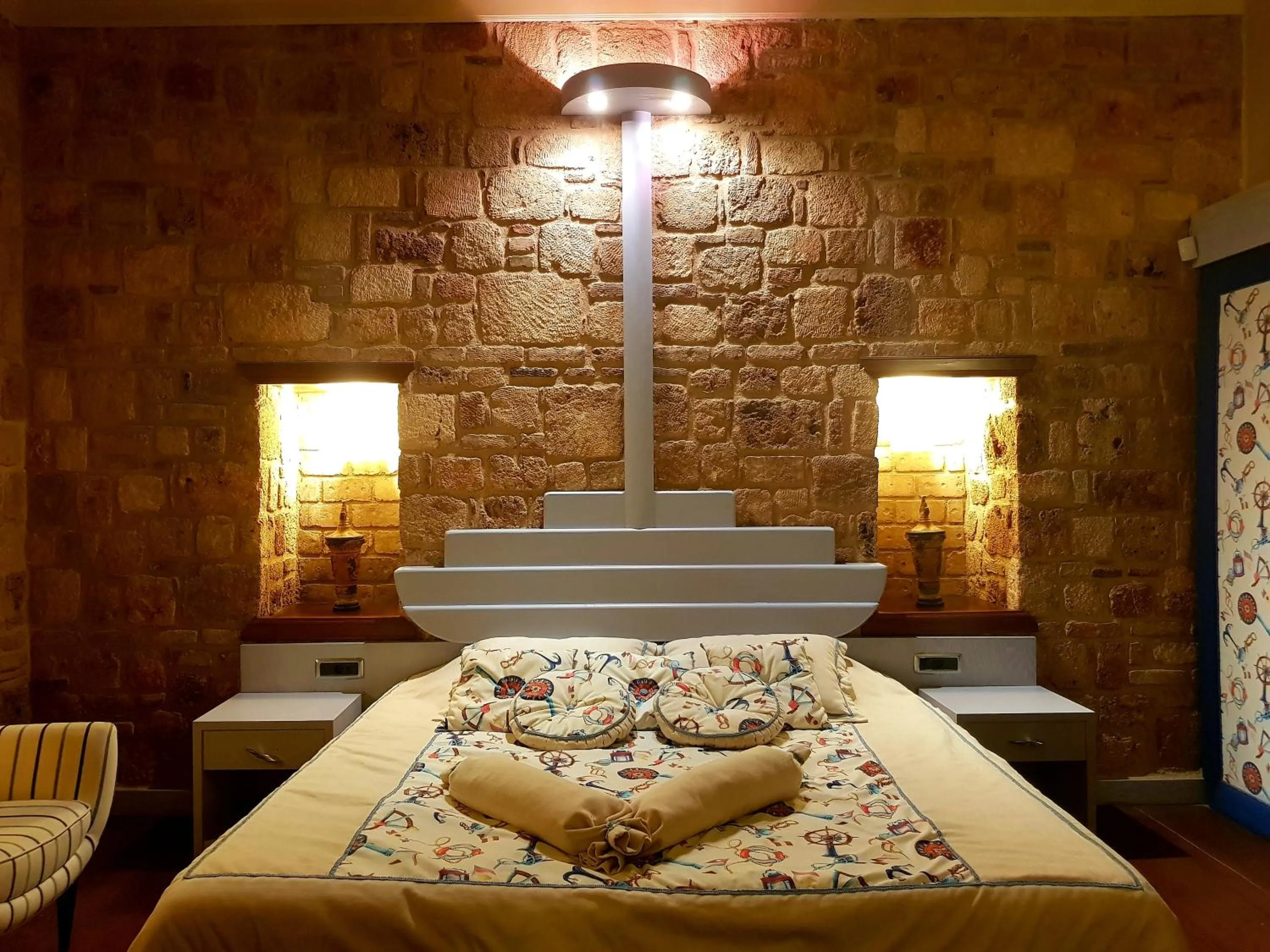 Photo of the whole room, Bed in Eski Masal Hotel - Special Class