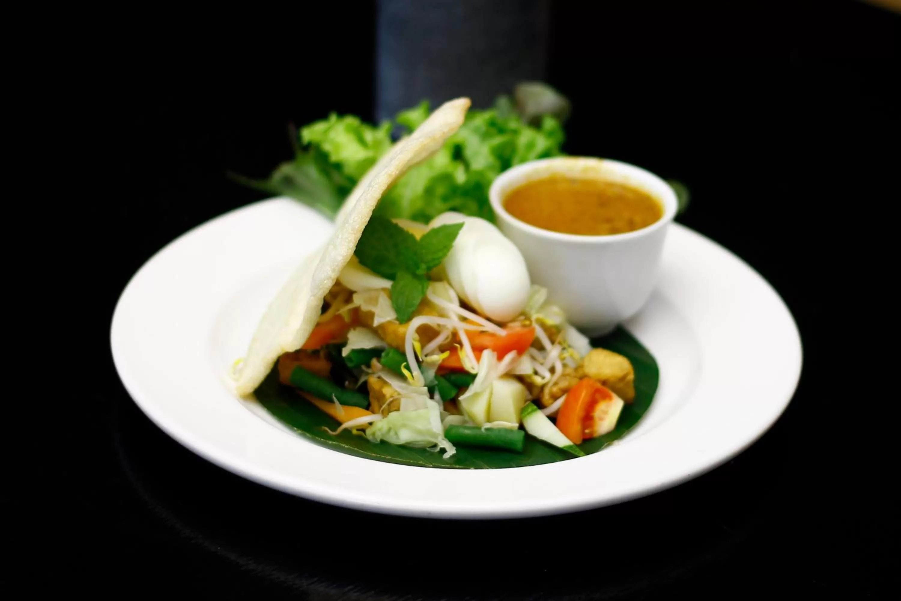 Restaurant/places to eat in Novotel Balikpapan