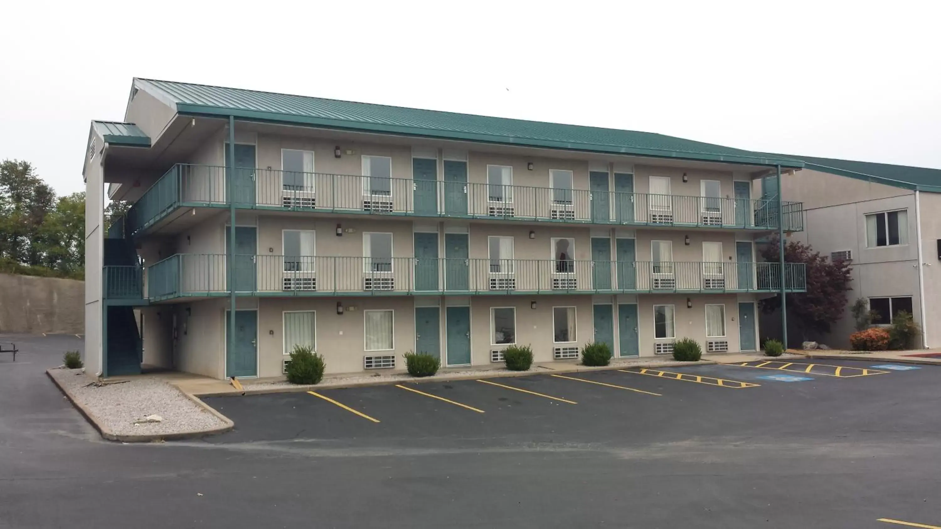 Property Building in Days Inn by Wyndham Harrison