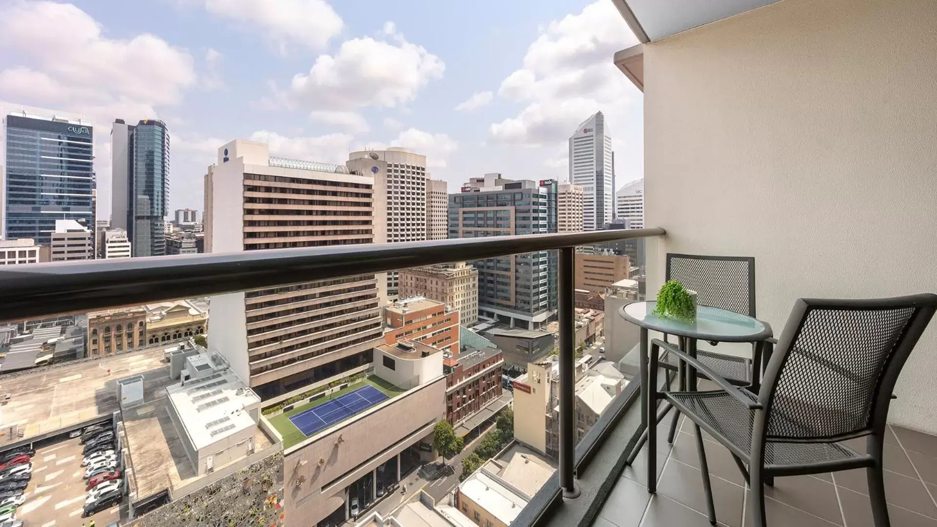 Balcony/Terrace in Oaks Brisbane on Charlotte Suites