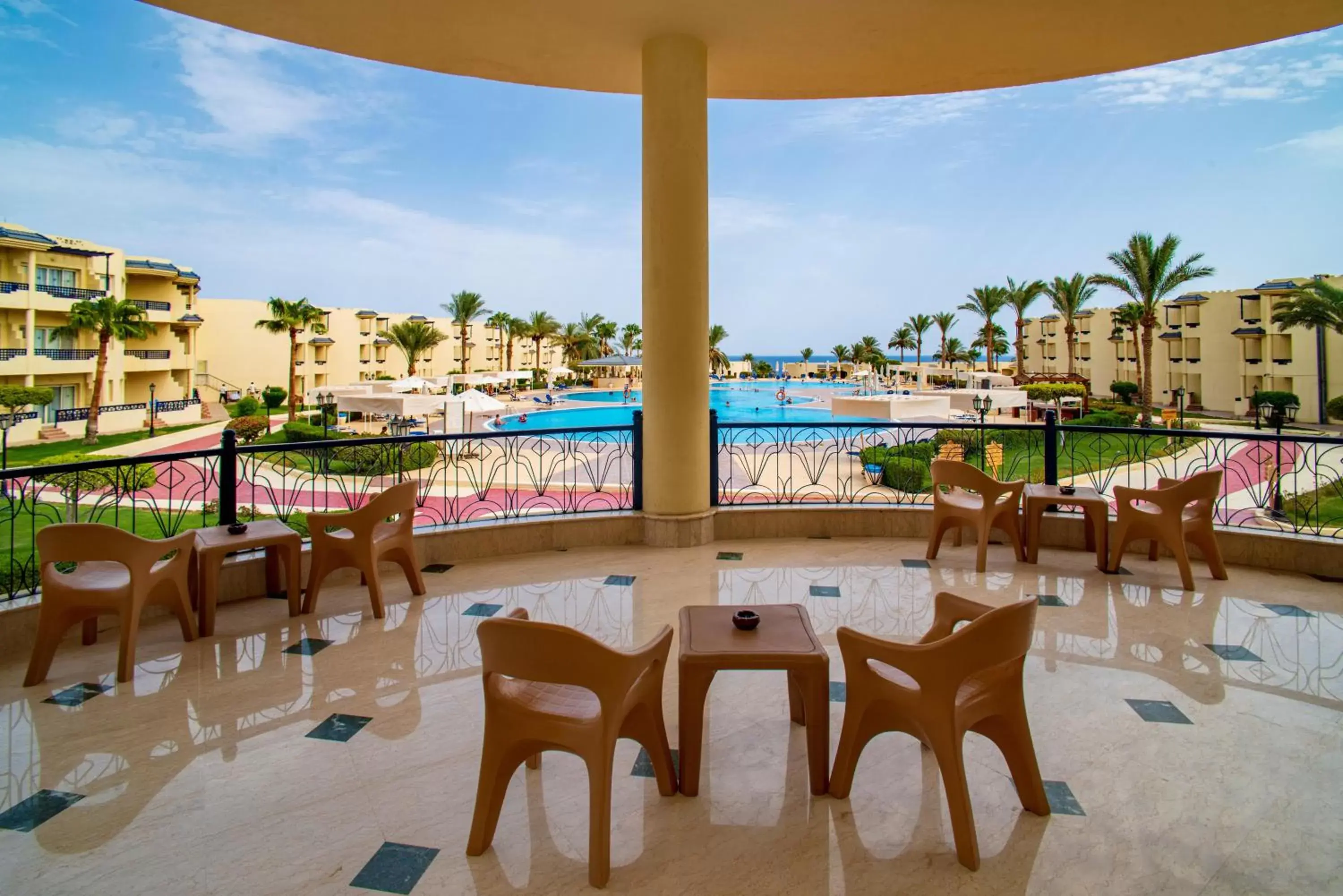 Balcony/Terrace in Grand Oasis Resort