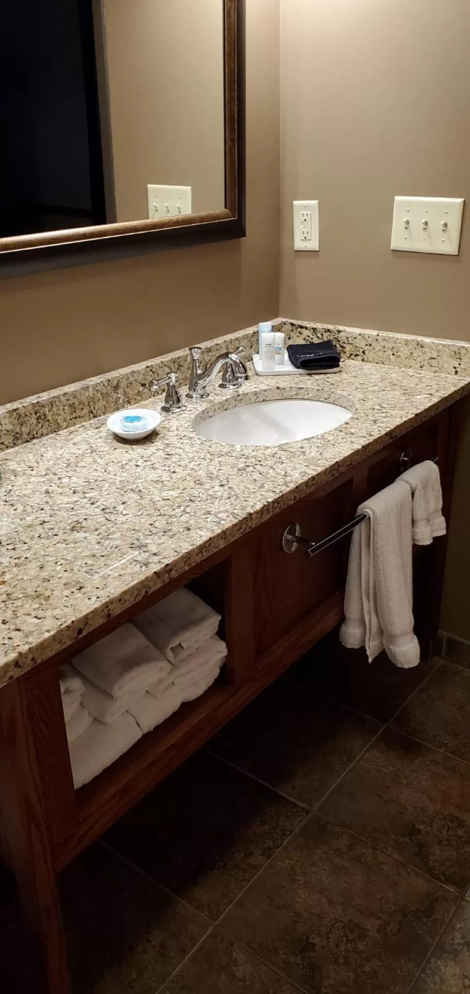 Bathroom in Timberlake Lodge