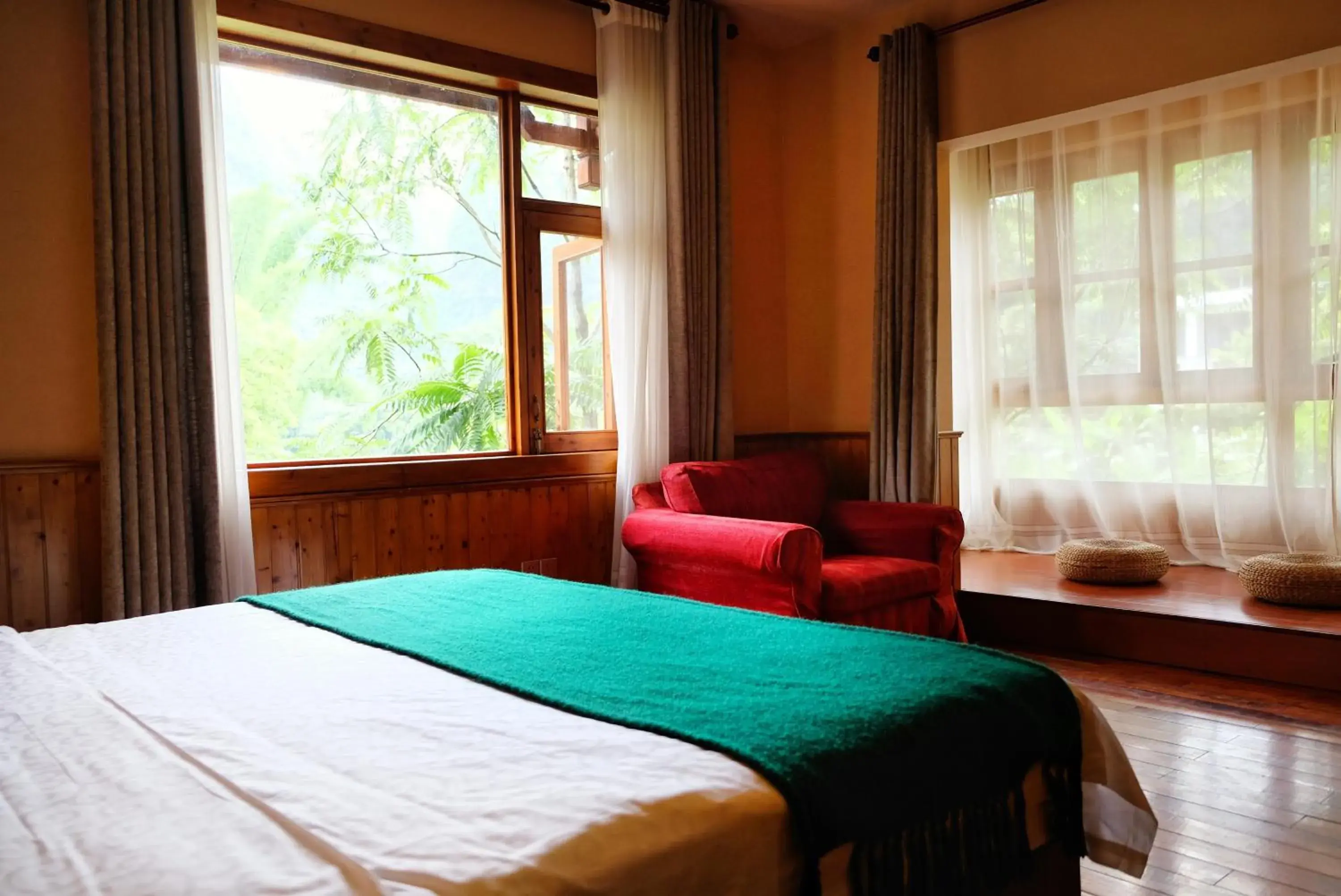 Bed in Yangshuo Moondance Hotel