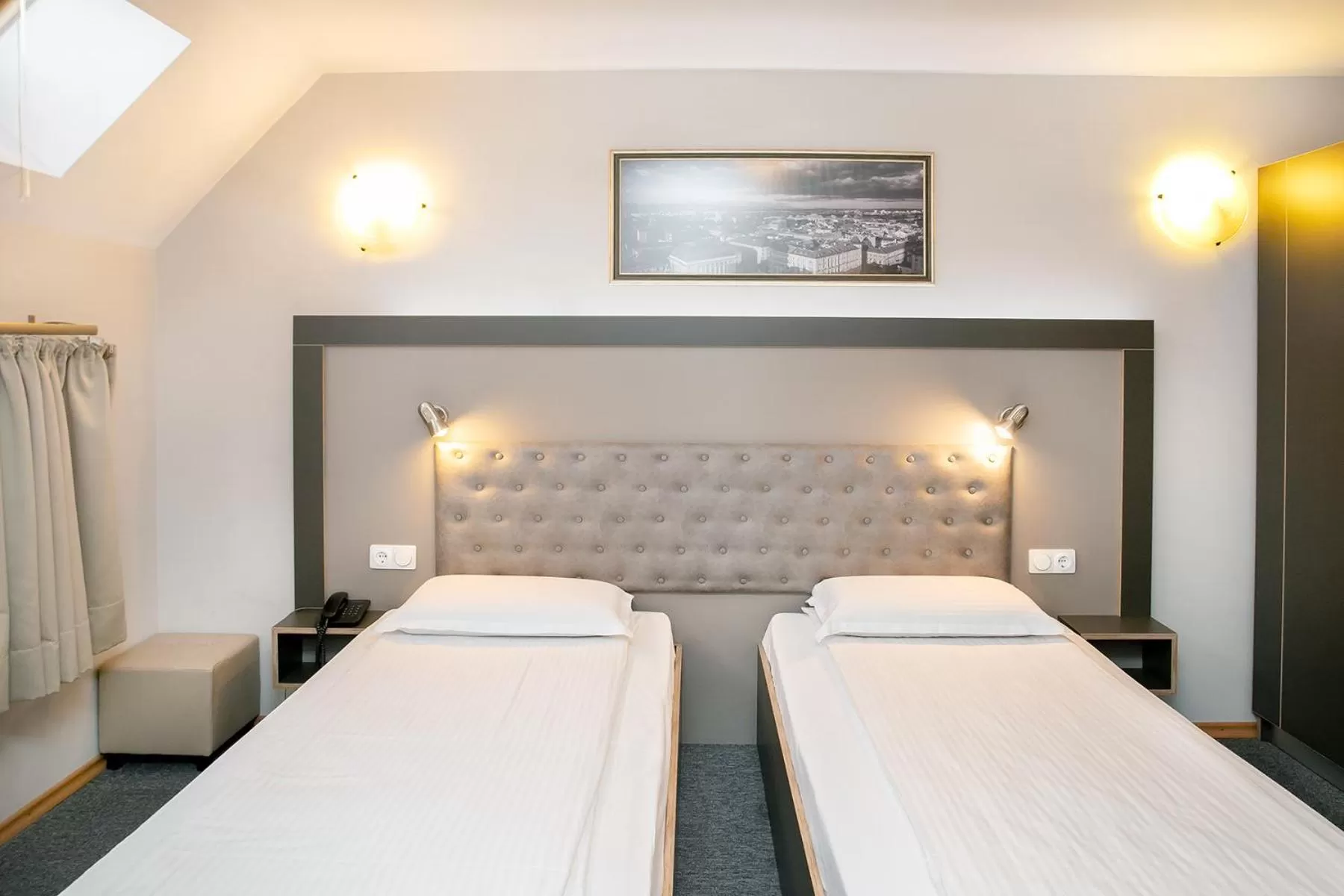 Bedroom, Bed in Hotel Niky