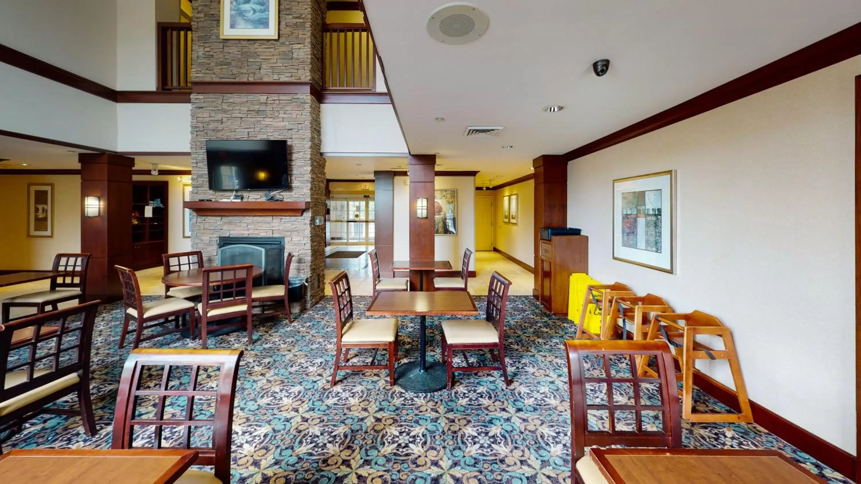 Breakfast, Restaurant/Places to Eat in Staybridge Suites - Philadelphia Valley Forge 422, an IHG Hotel