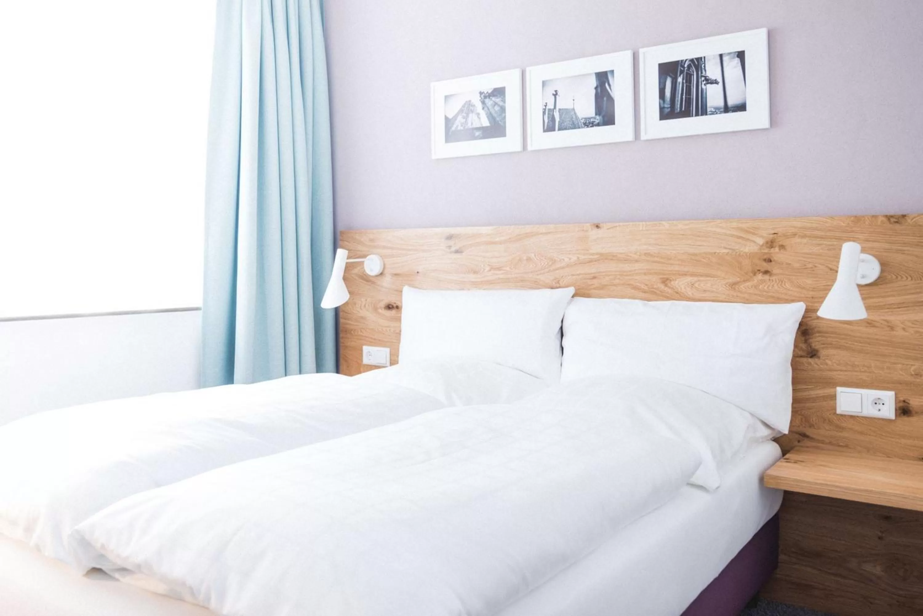 Bedroom, Bed in Ulmer Münster Hotel