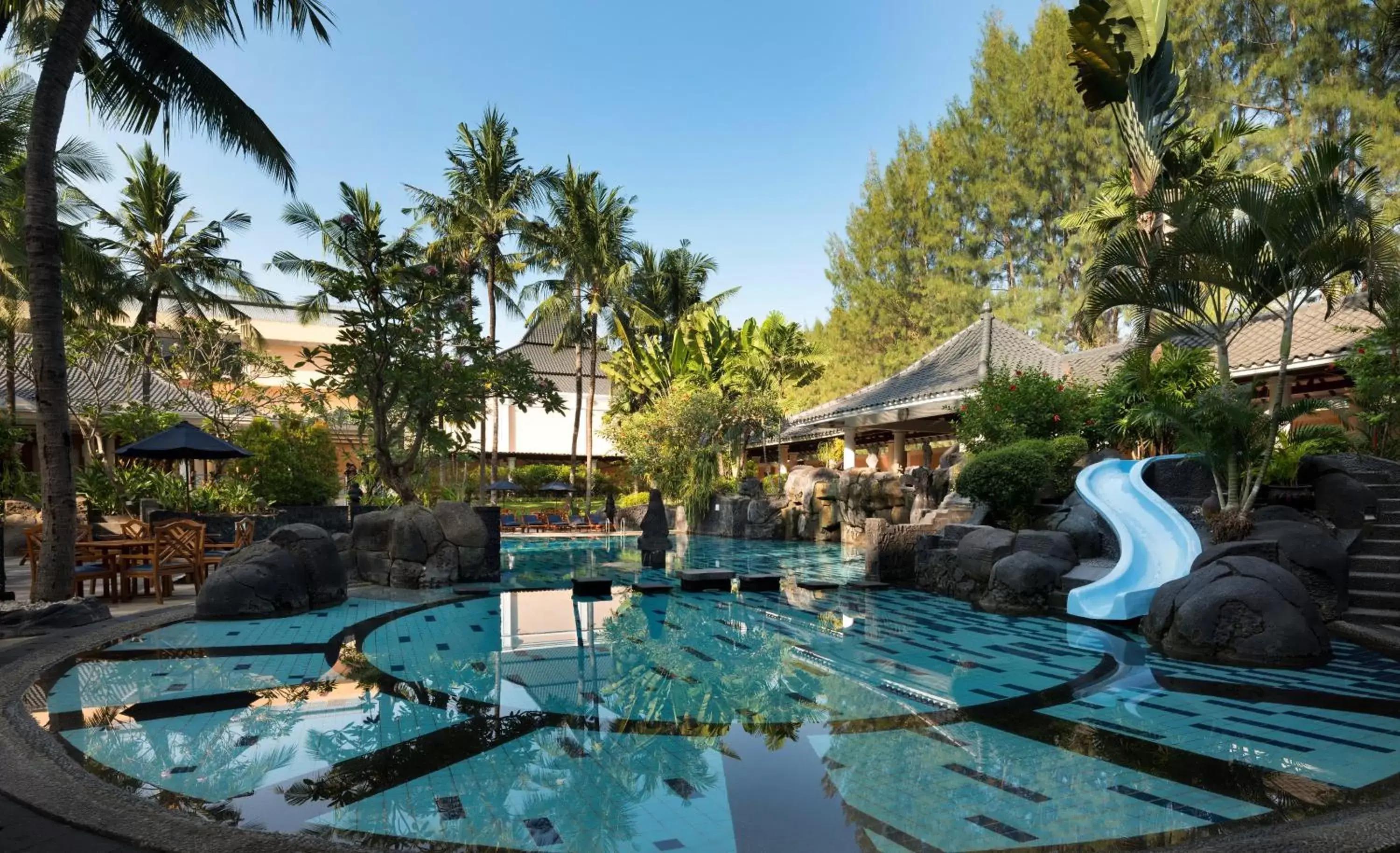 Swimming Pool in Melia Purosani Yogyakarta