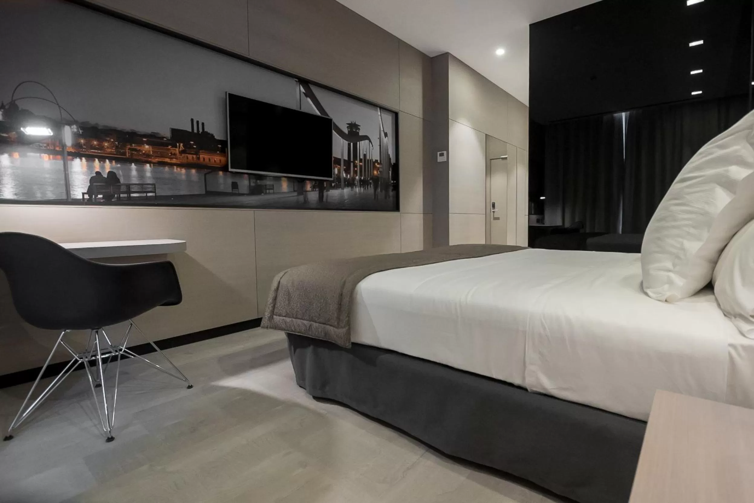 Bed in Negresco Princess 4* Sup