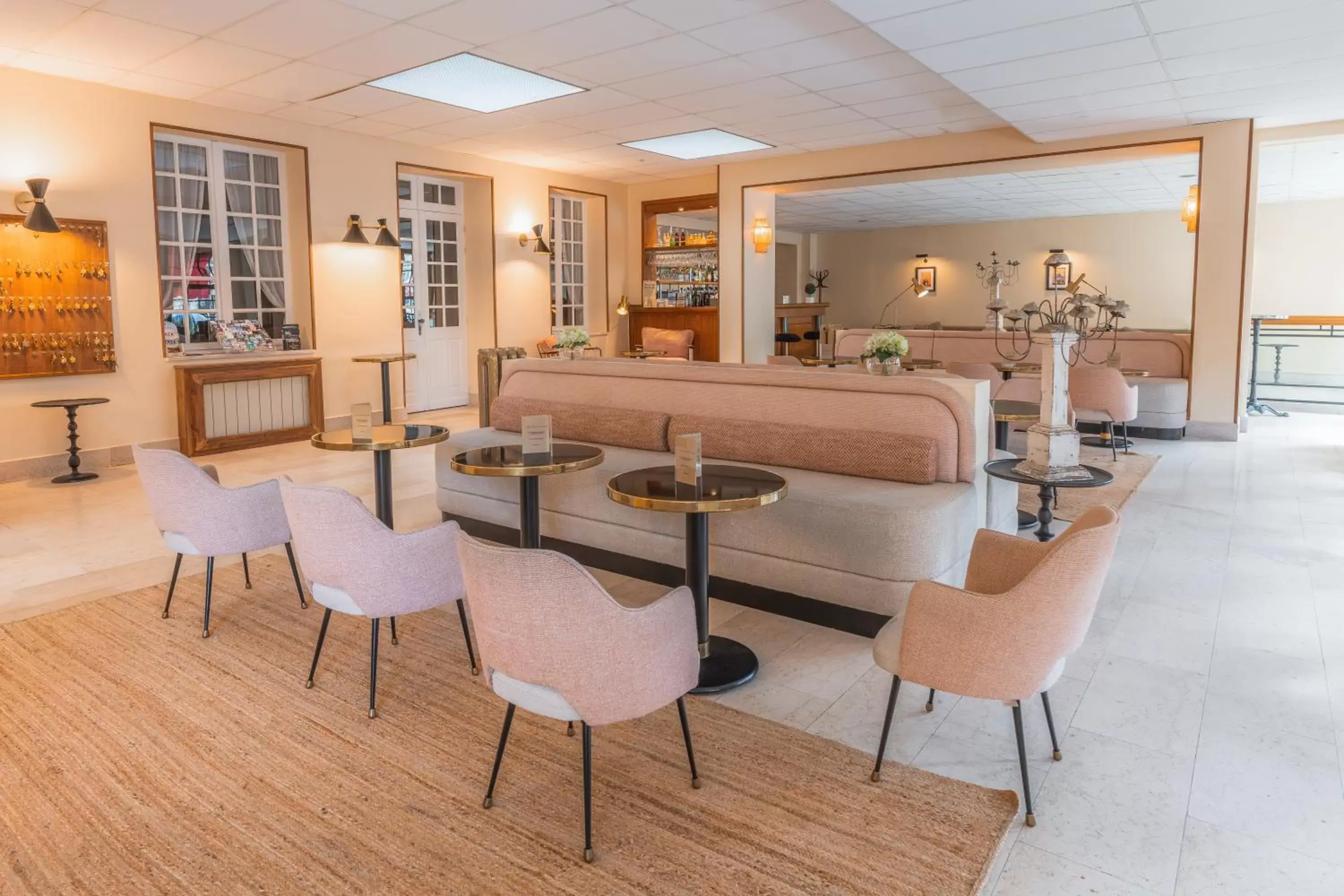 Living room, Lounge/Bar in L'Hotel De L'Esperance