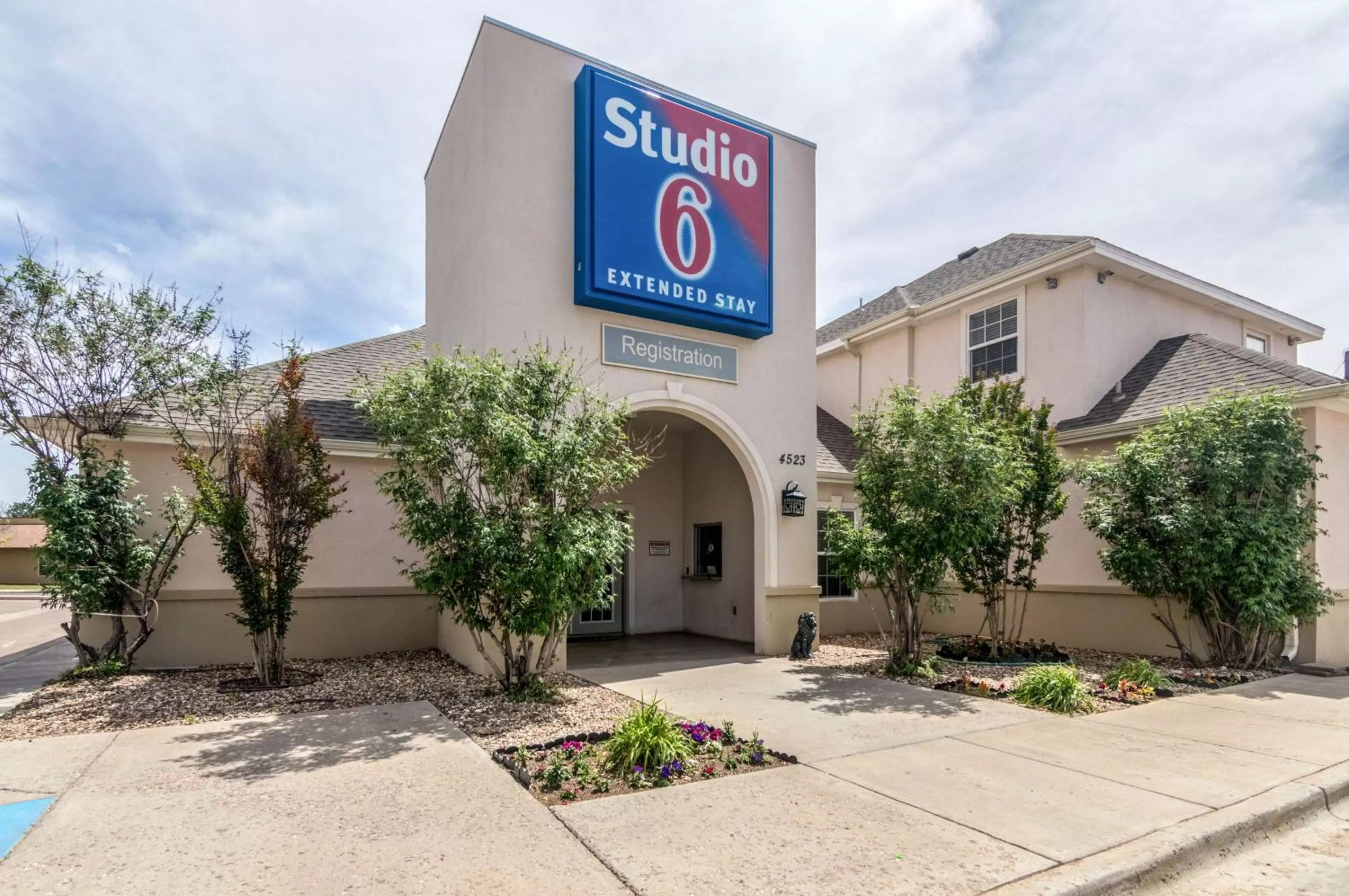 Property building in Blue Bonnet Suites -Lubbock, TX - Medical Center