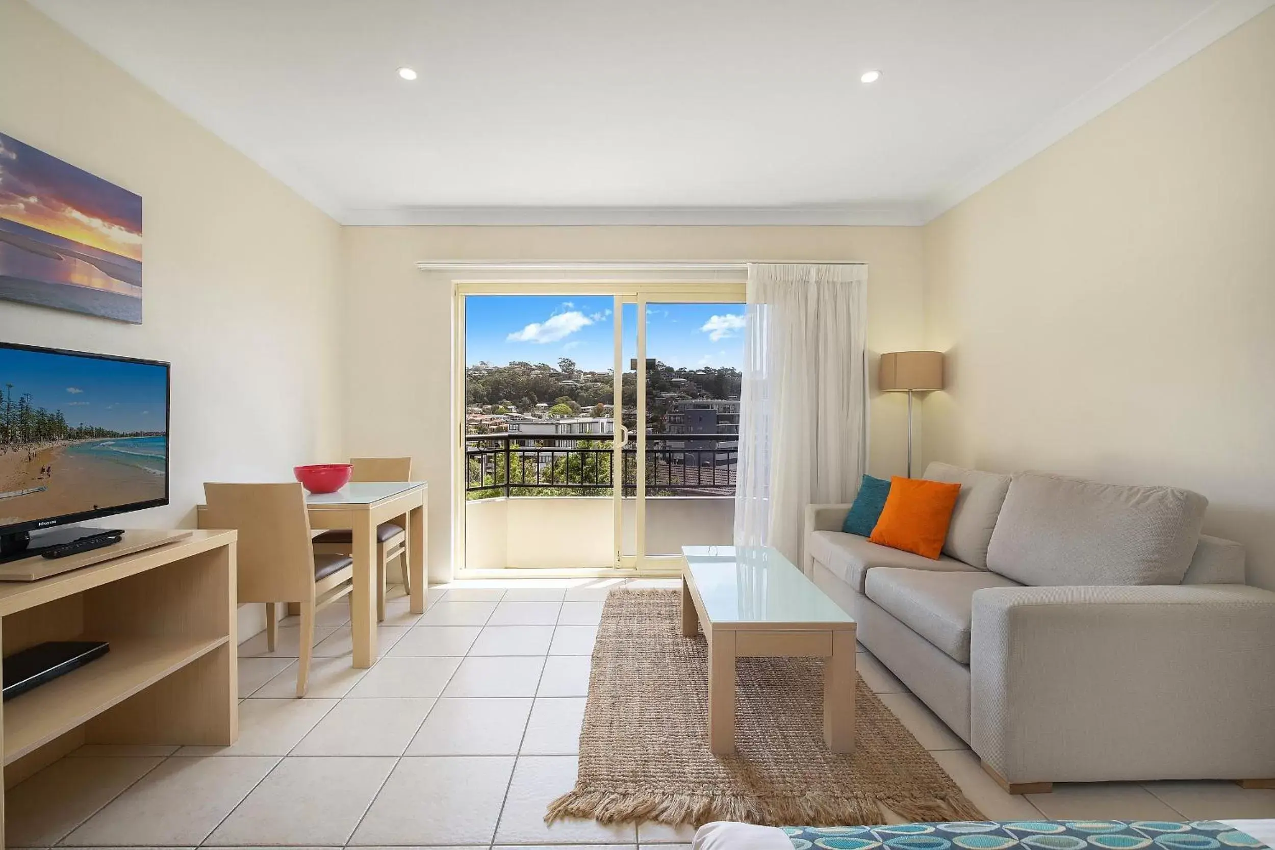 Twin Studio Apartment in Terrigal Sails Serviced Apartments Twin Studio Apartment in Terrigal Sails Serviced Apartments