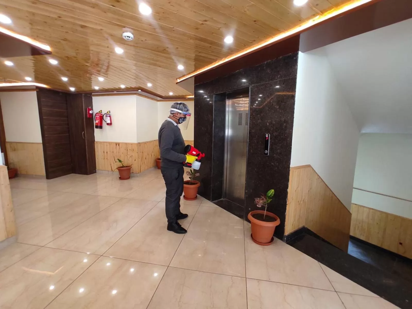 Area and facilities in Abhilashi Residency & Spa - Centrally Heated & Air Cooled