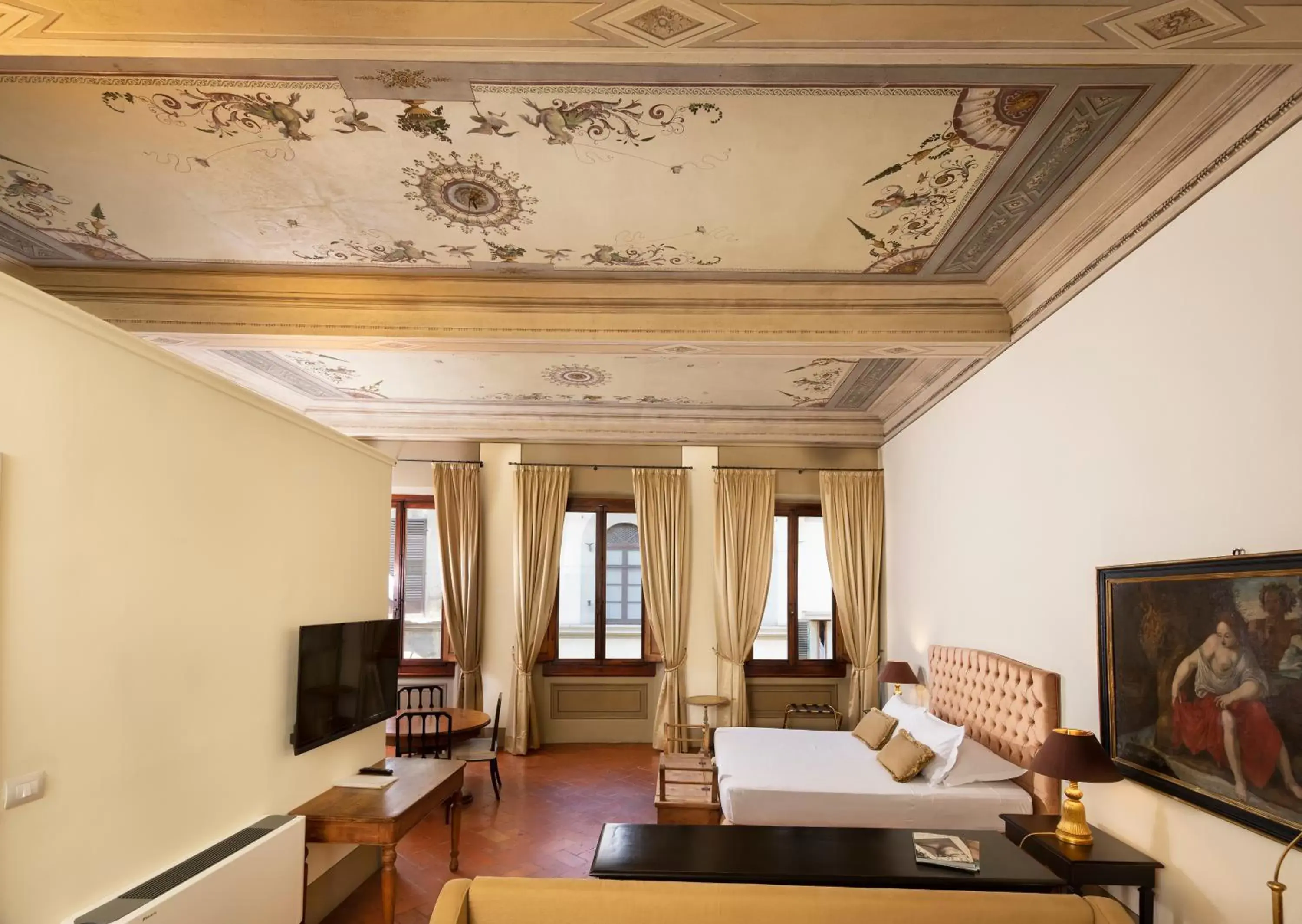 Bed, Seating Area in Palazzo Martellini Residenza d'epoca