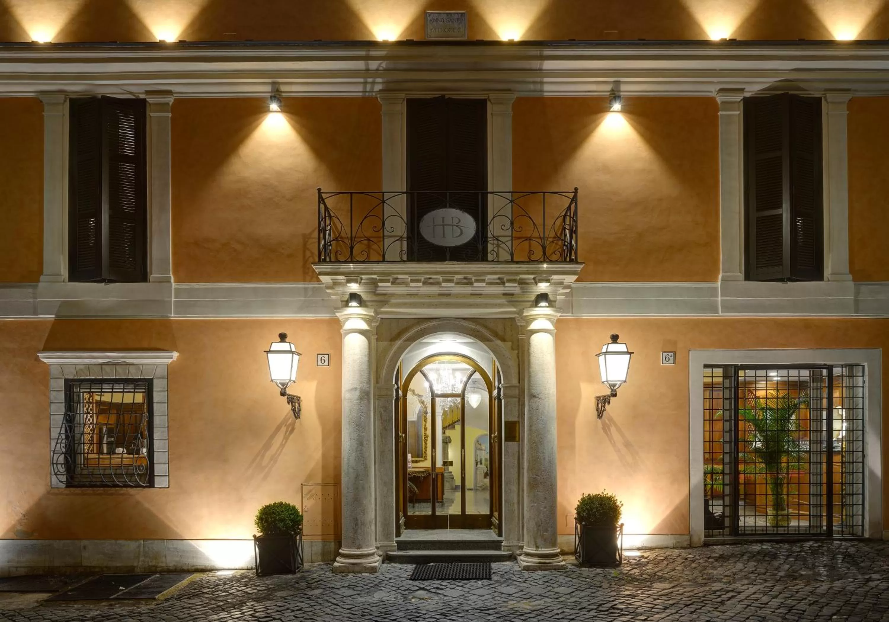 Night in Hotel Bolivar