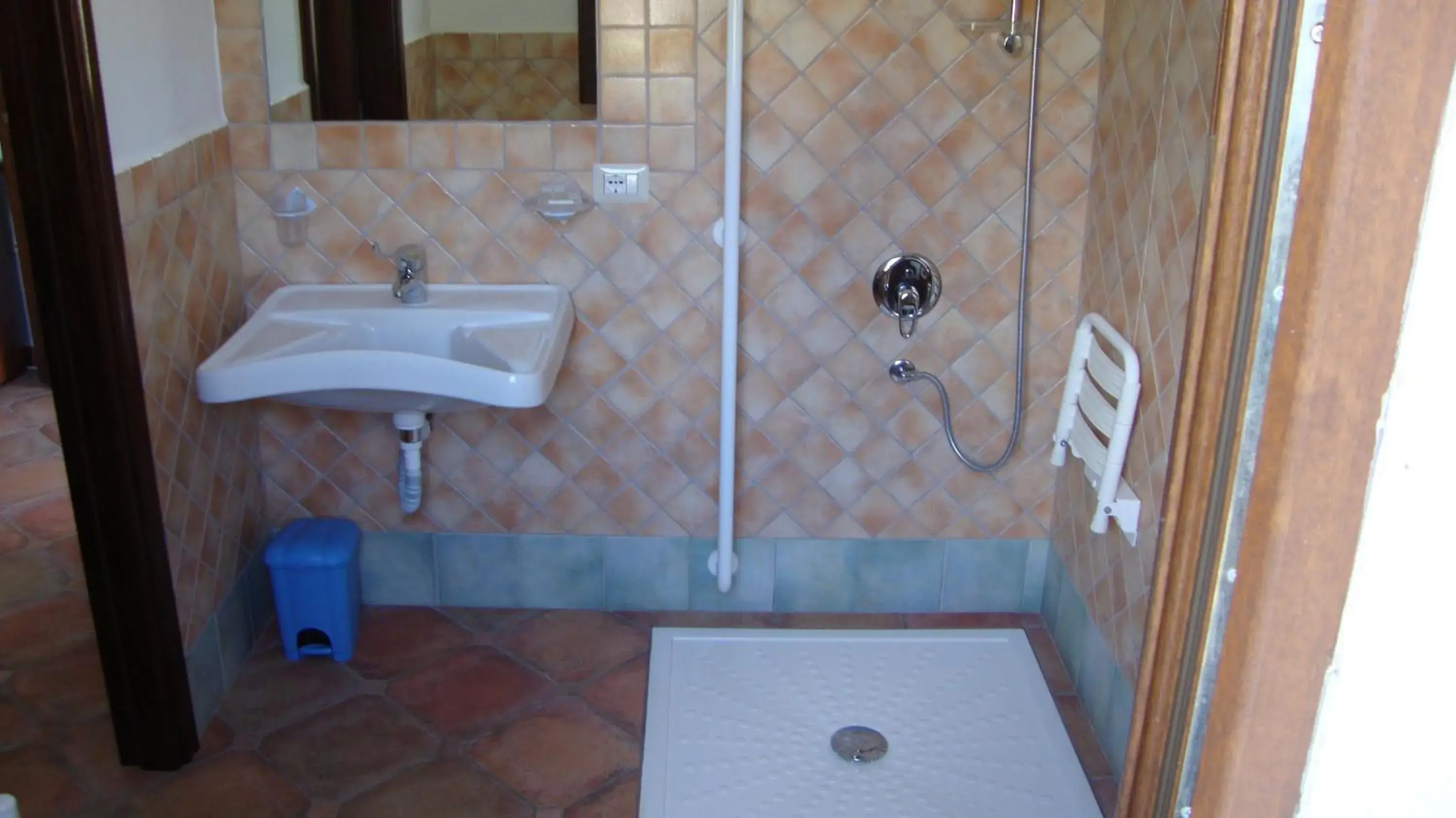 Bathroom in Turismo Rurale Belvedere Pradonos