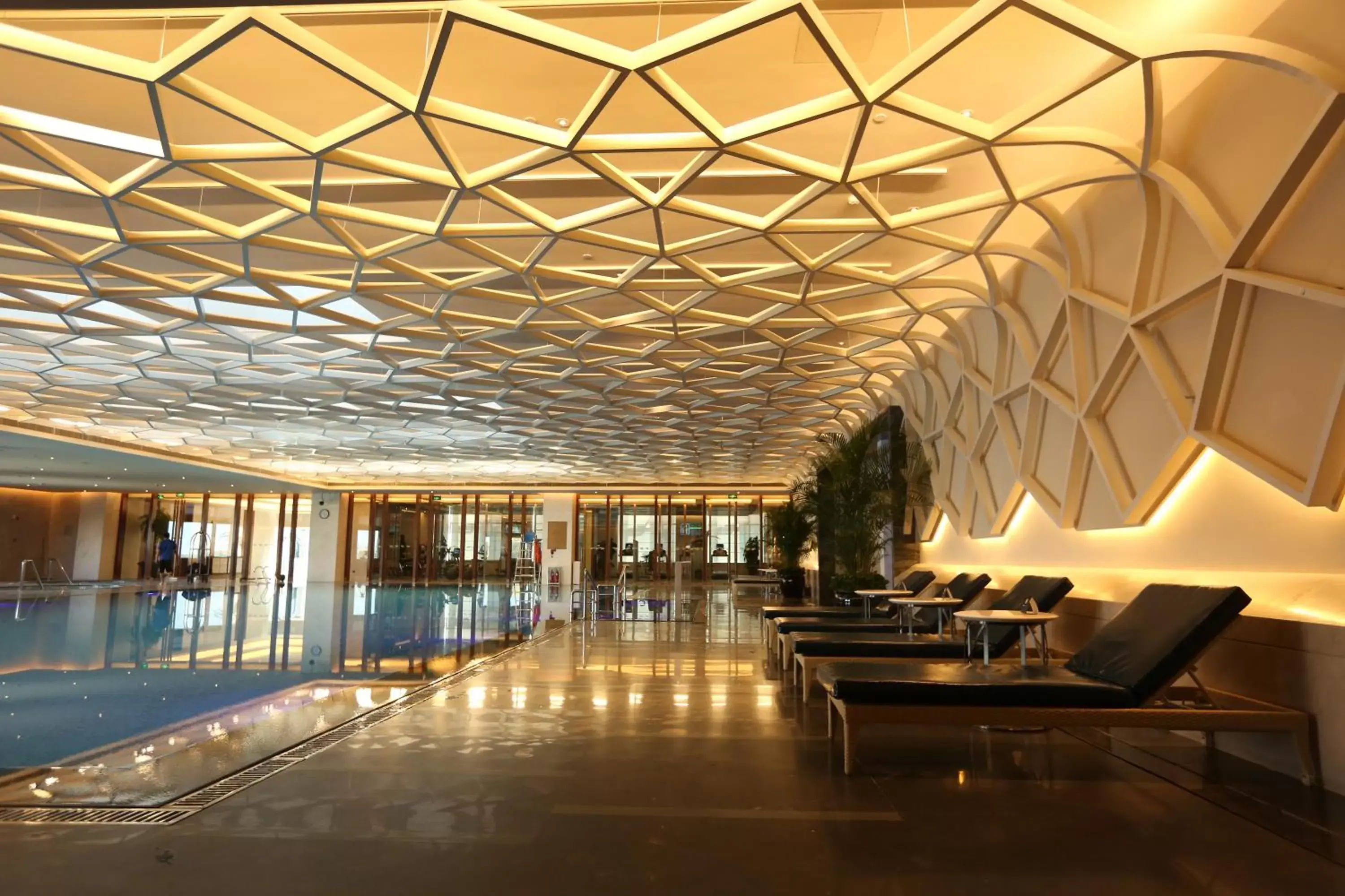 Swimming pool in Hilton Urumqi Swimming pool in Hilton Urumqi