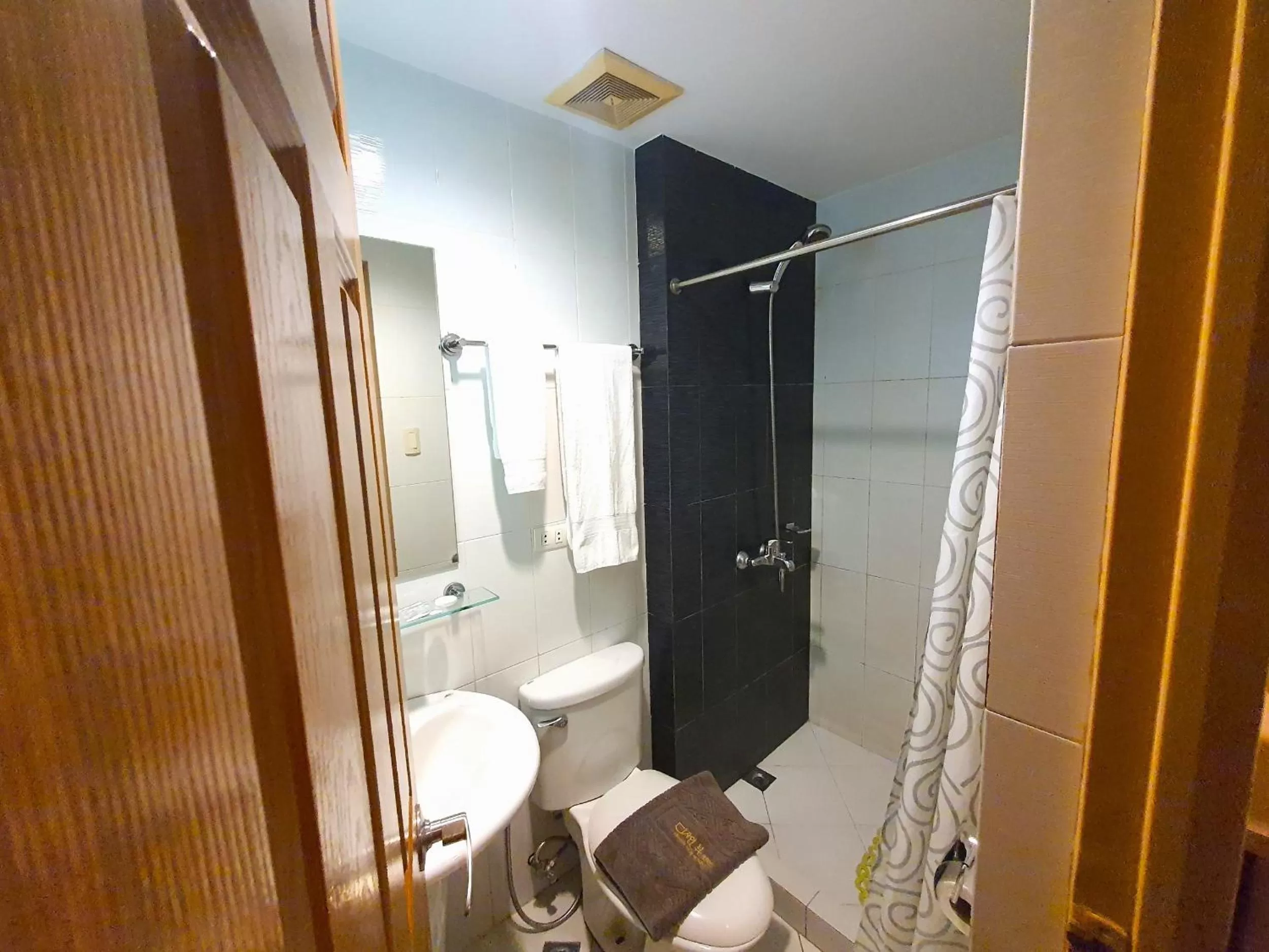 Bathroom in Festive Hotel Makati