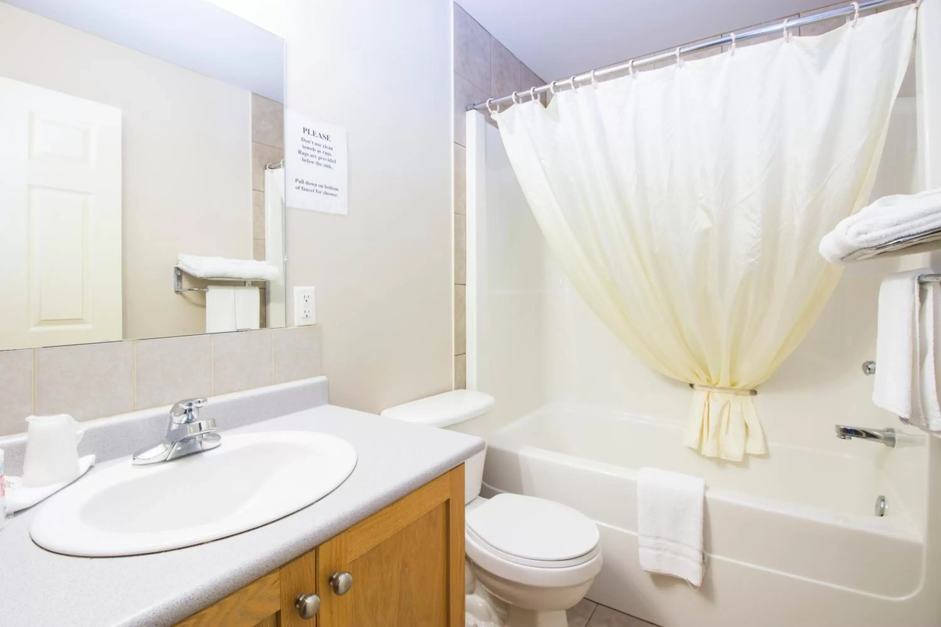 Bathroom in West Country Inn