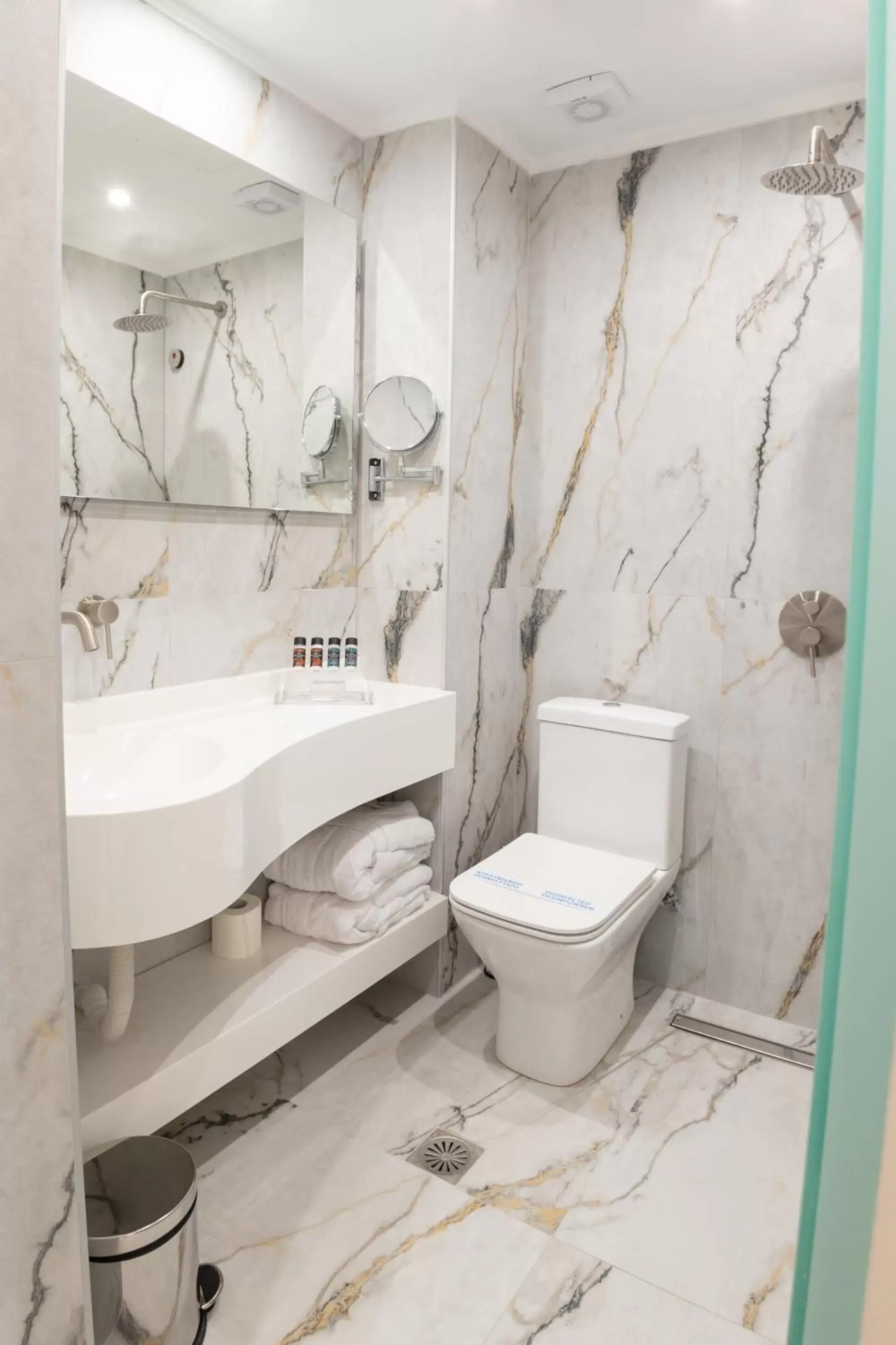 Bathroom in Modern Revival Luxury Hotel