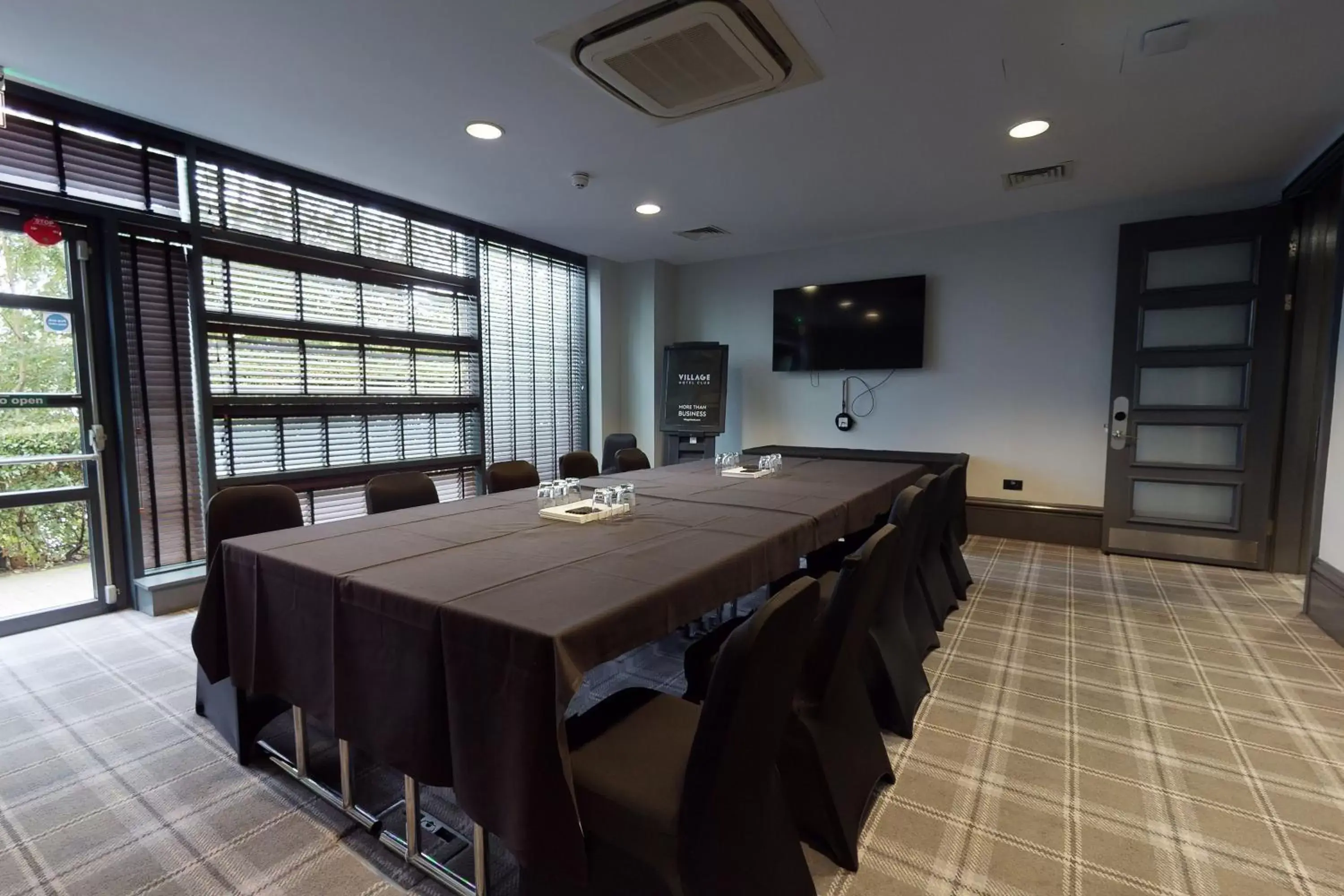 Meeting/conference room, Business Area/Conference Room in Village Hotel Leeds South