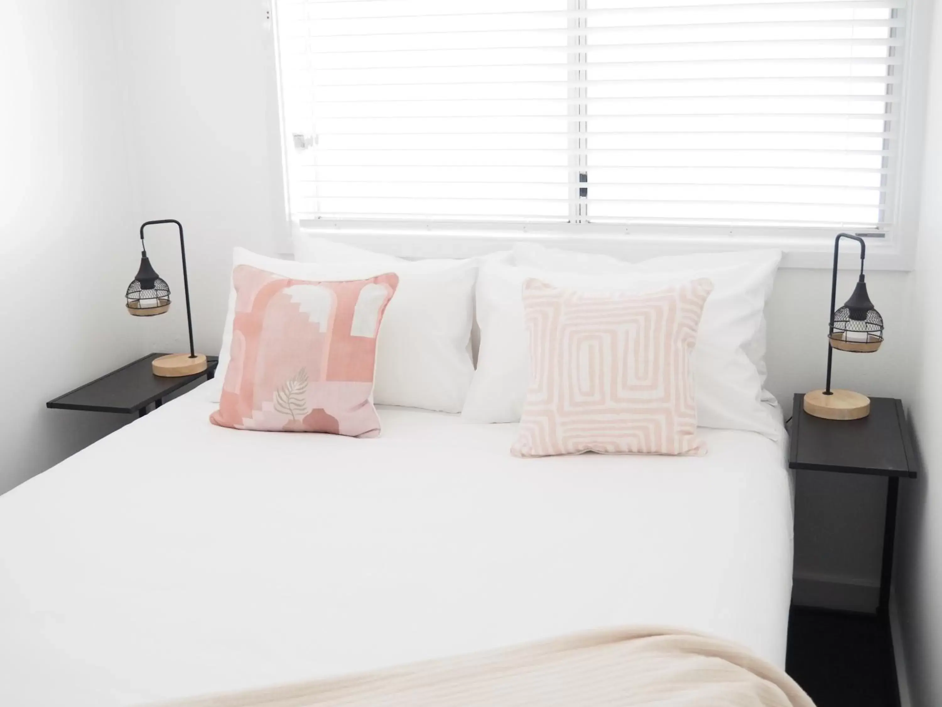 Bedroom, Bed in The Esplanade Motel