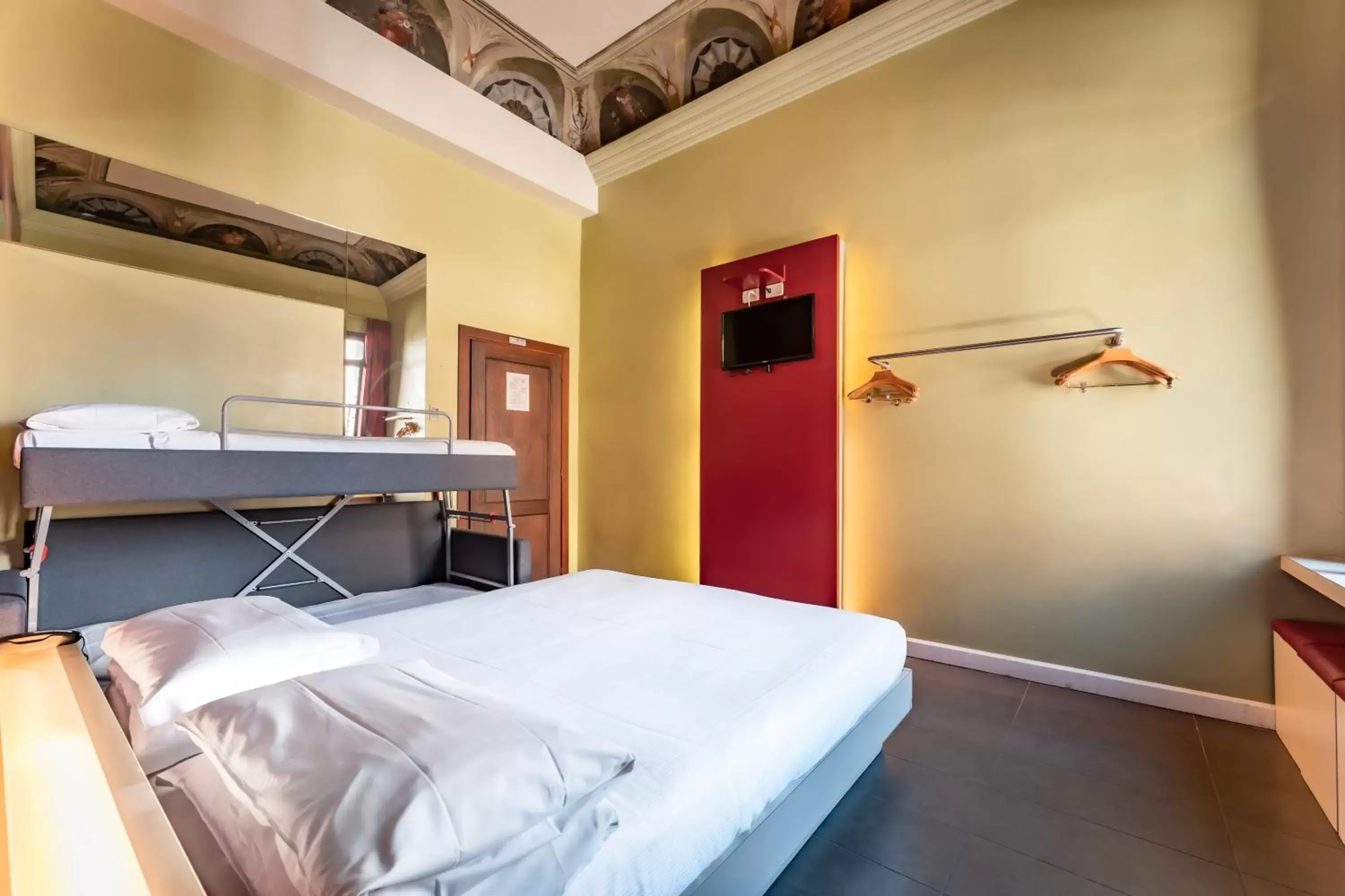 Bedroom, Bunk Bed in Sogno di Giulietta e Romeo