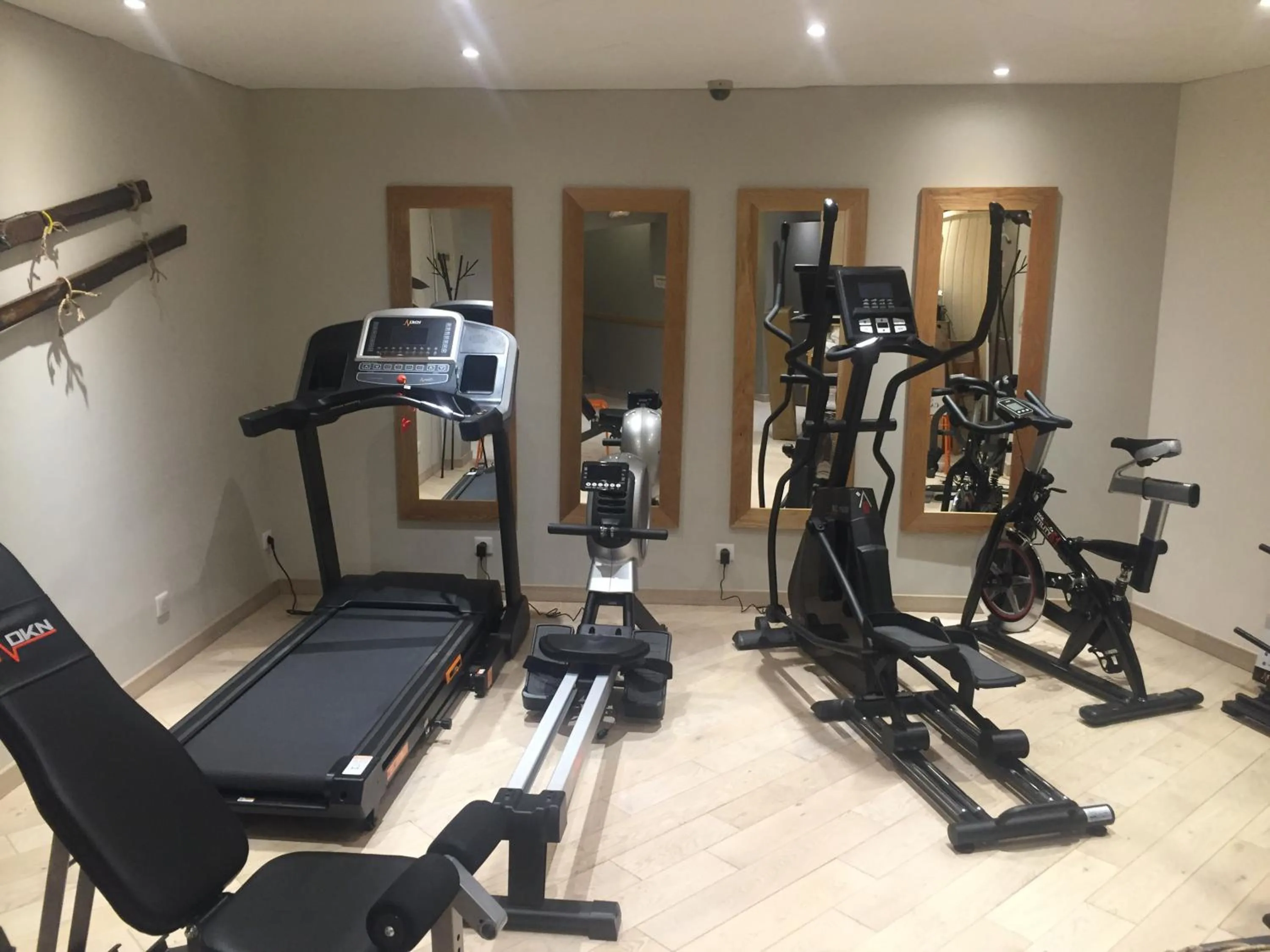 Fitness centre/facilities in Green hotels Confort Paris 13