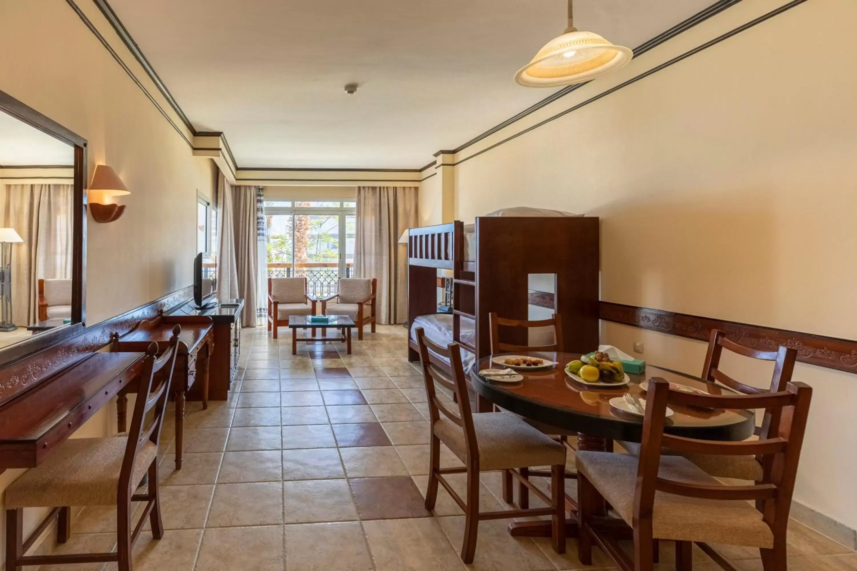 Bedroom, Dining Area in Sunrise Remal Resort