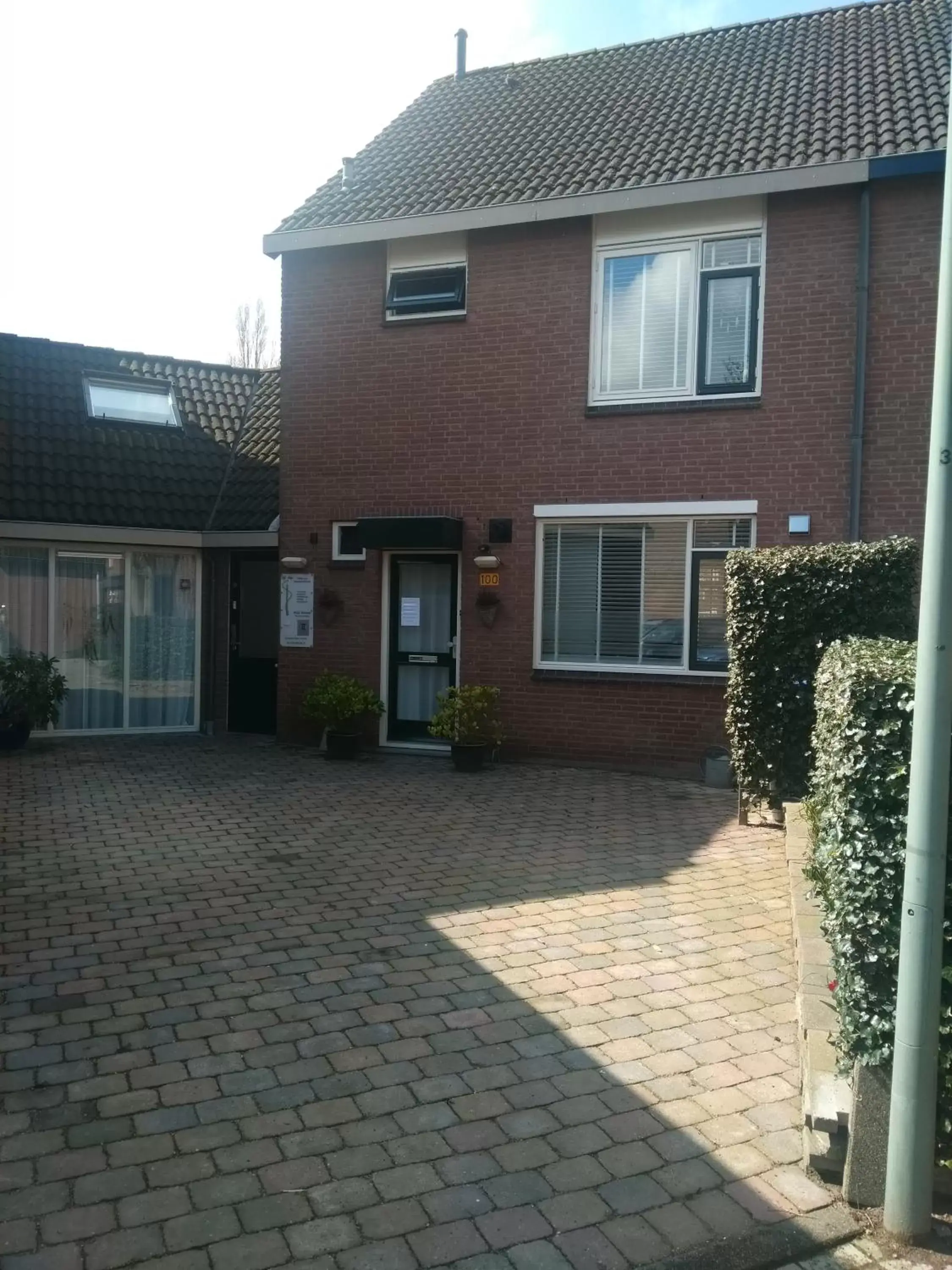 Facade/entrance, Property Building in Slapen in Dordrecht