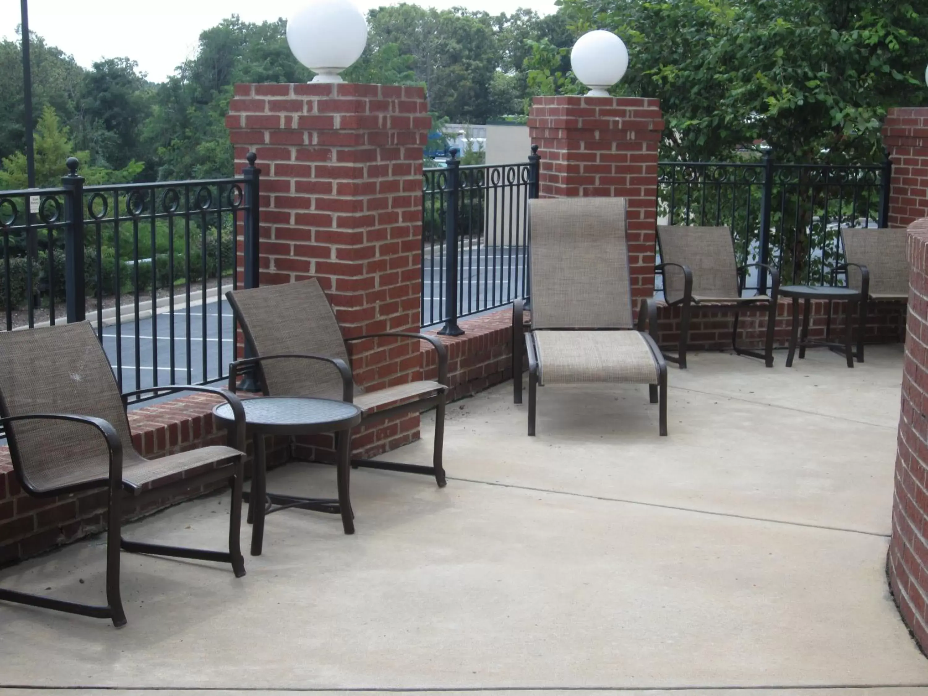 Balcony/Terrace in Country Inn & Suites by Radisson, Potomac Mills Woodbridge, VA